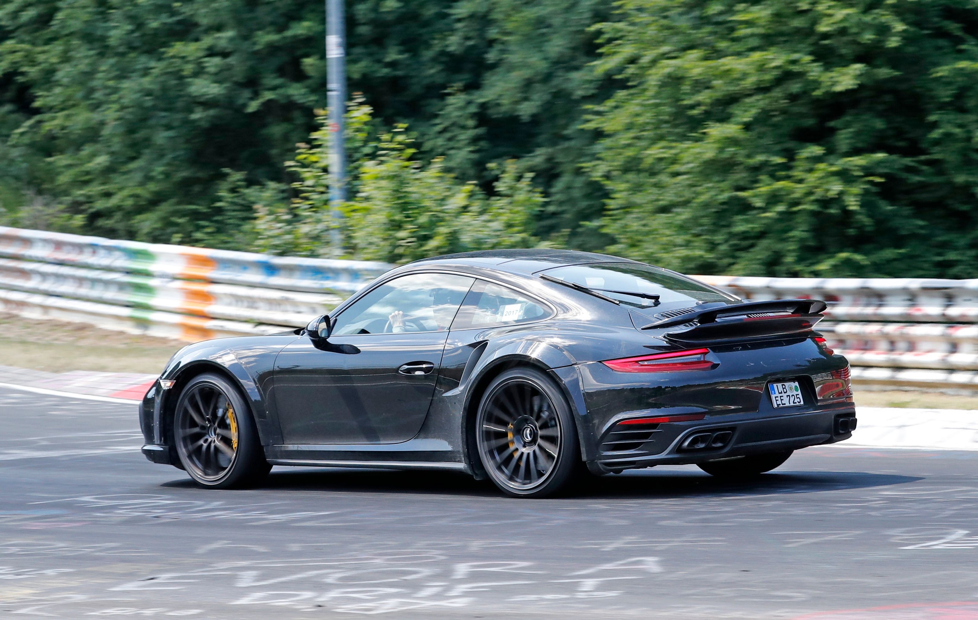 2021 Porsche 911 Turbo S