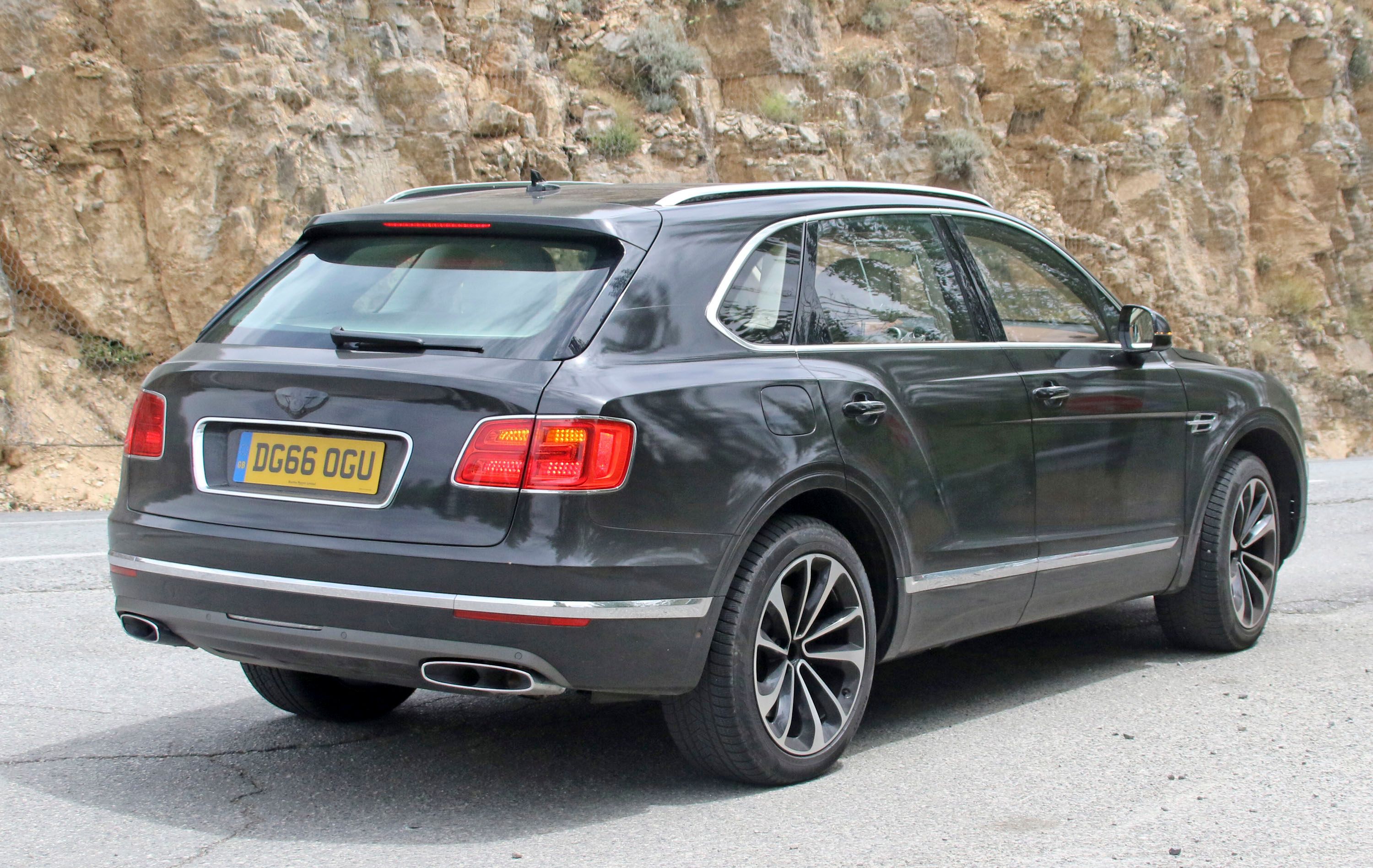 2019 Bentley Bentayga Hybrid