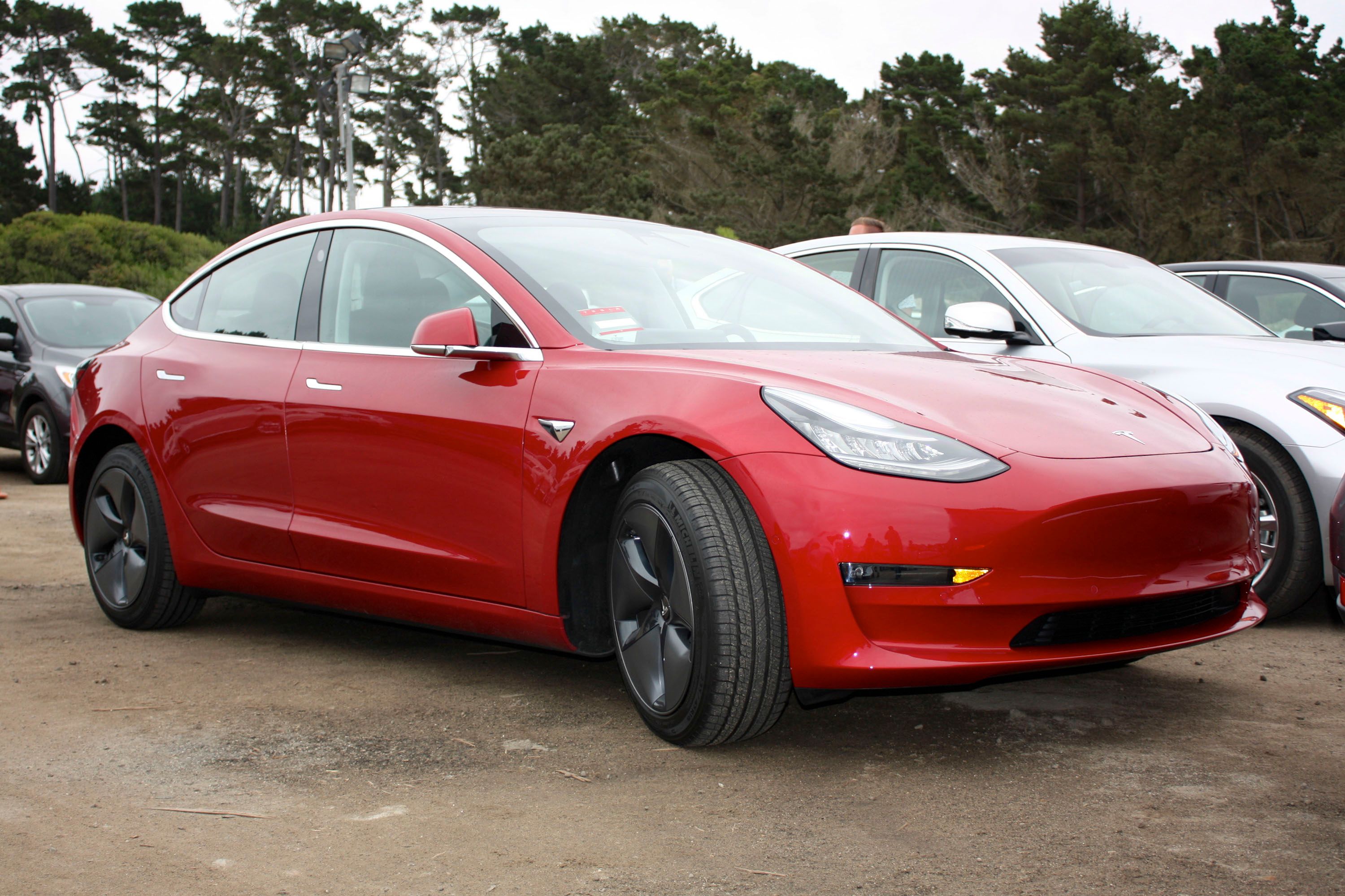 2017 Shocker: Tesla Misses Model 3 Goals; Delays Production Again