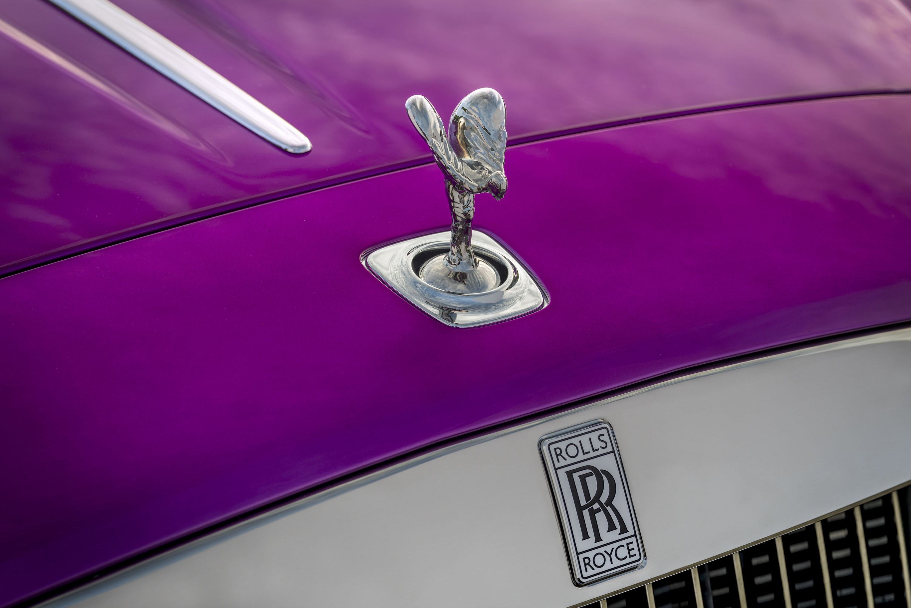 2017 Rolls Royce Dawn in Fuxia