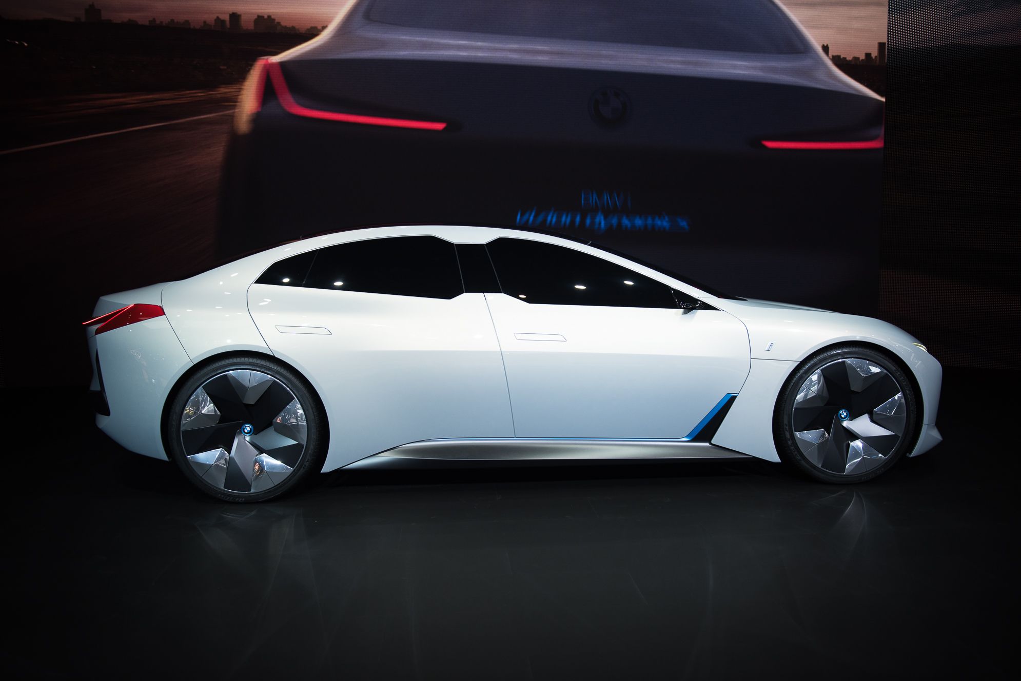 2017 BMW i Vision Dynamics Concept
