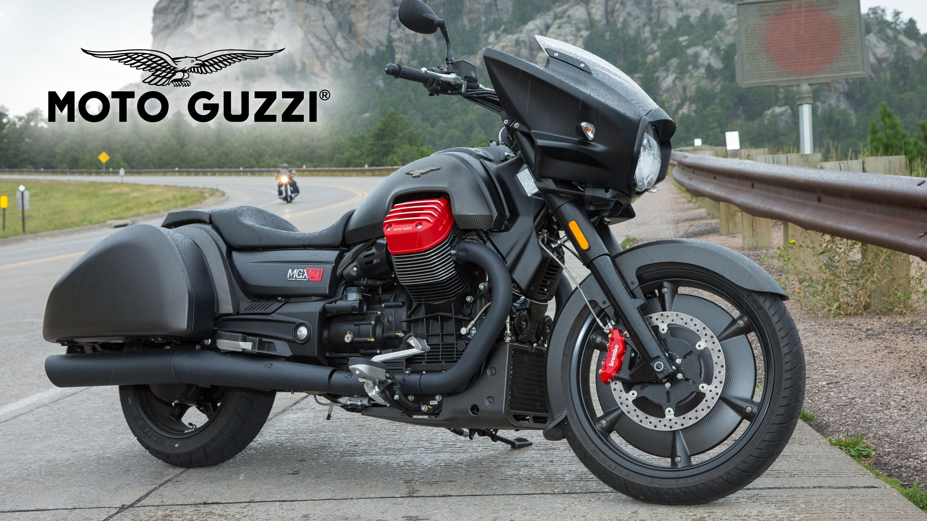 2016 - 2018 Moto Guzzi MGX-21