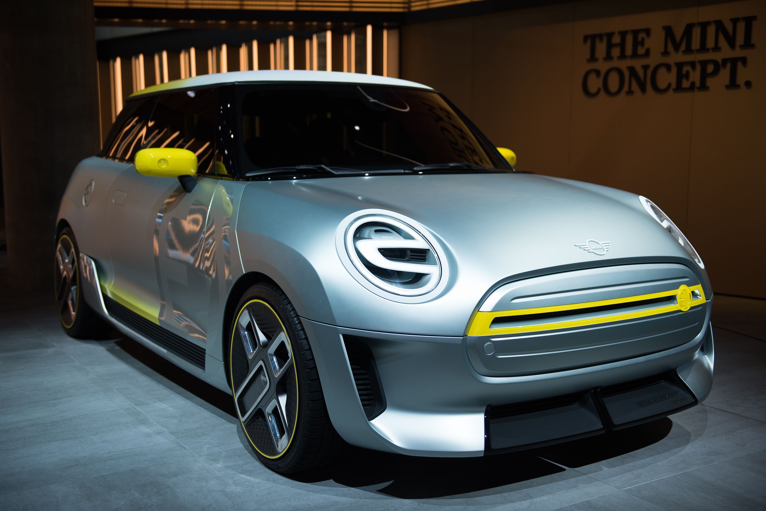 2017 MINI Electric Concept