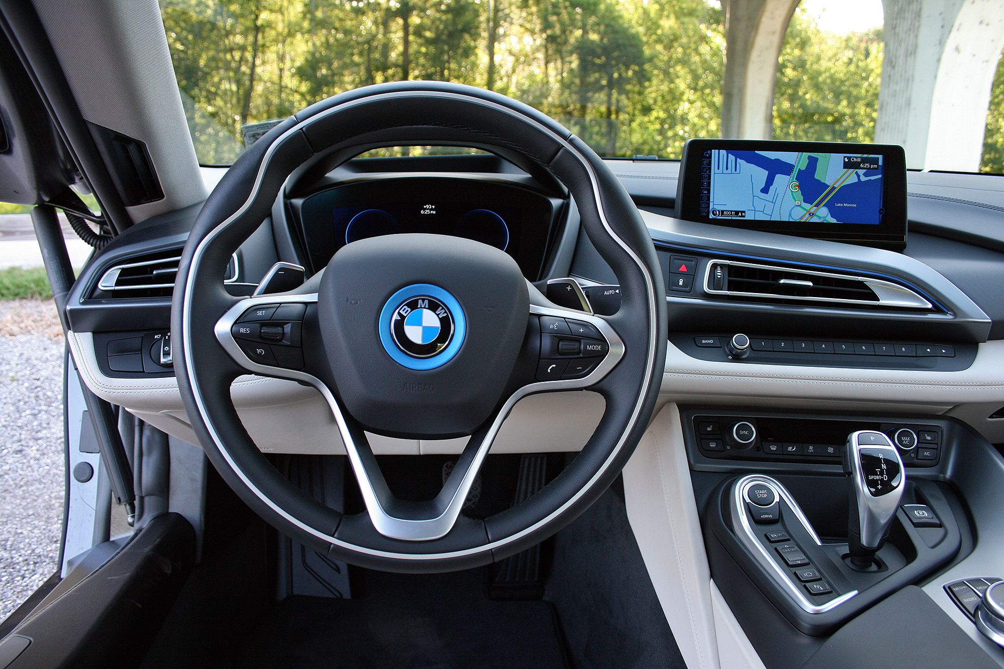 2017 BMW i8 – Driven