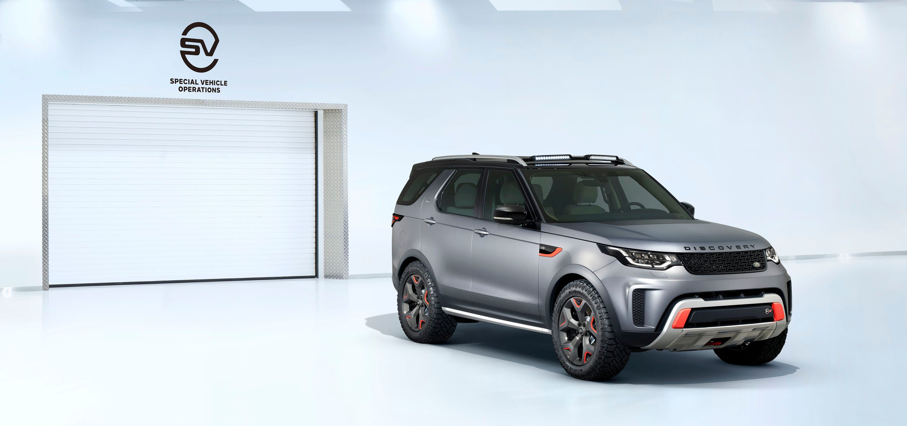 2018 Land Rover Discovery SVX