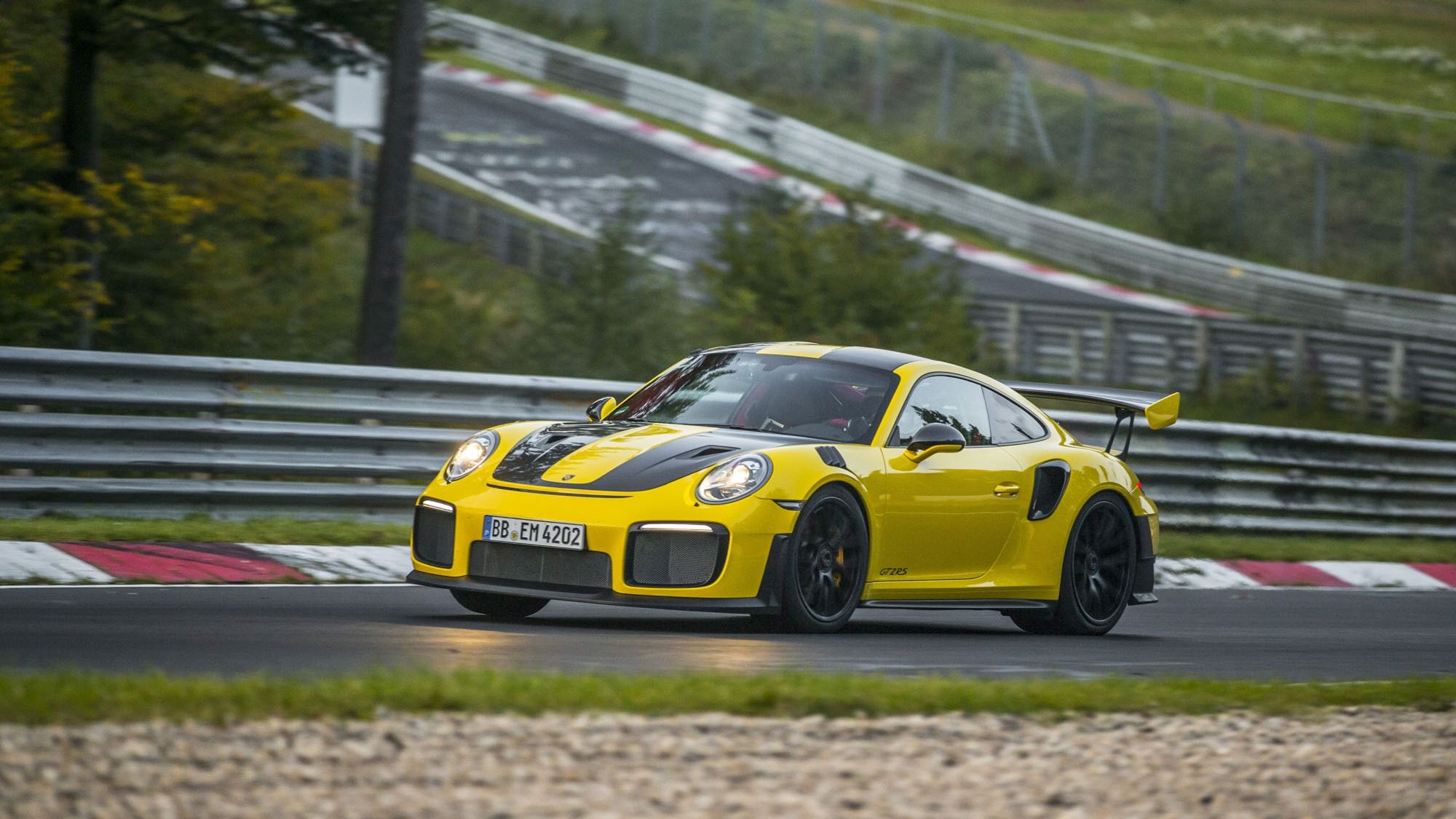 2018 The 911 GT2 RS Lapped the Nurburgring How Fast?