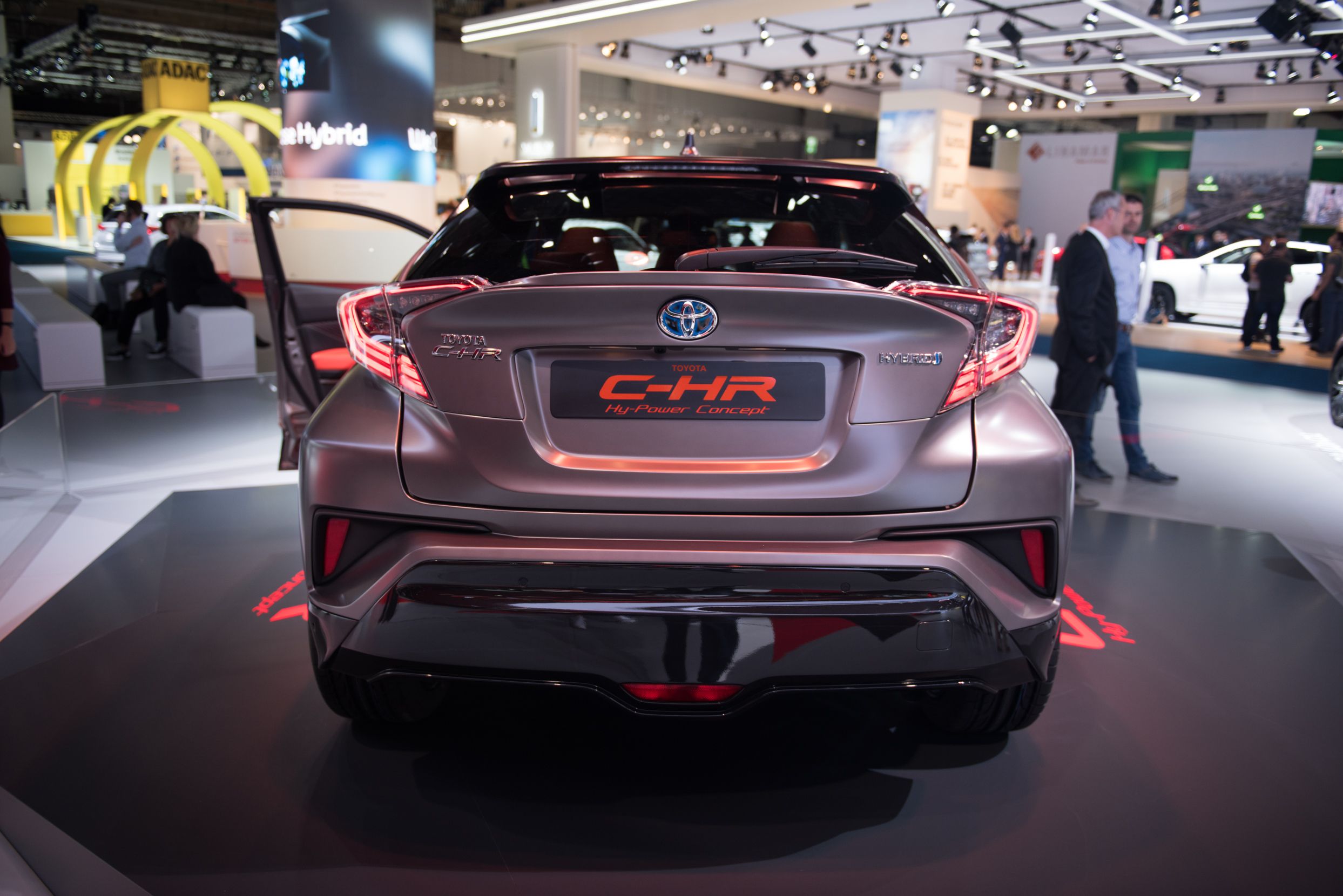 2017 Toyota C-HR Hy-Power Concept
