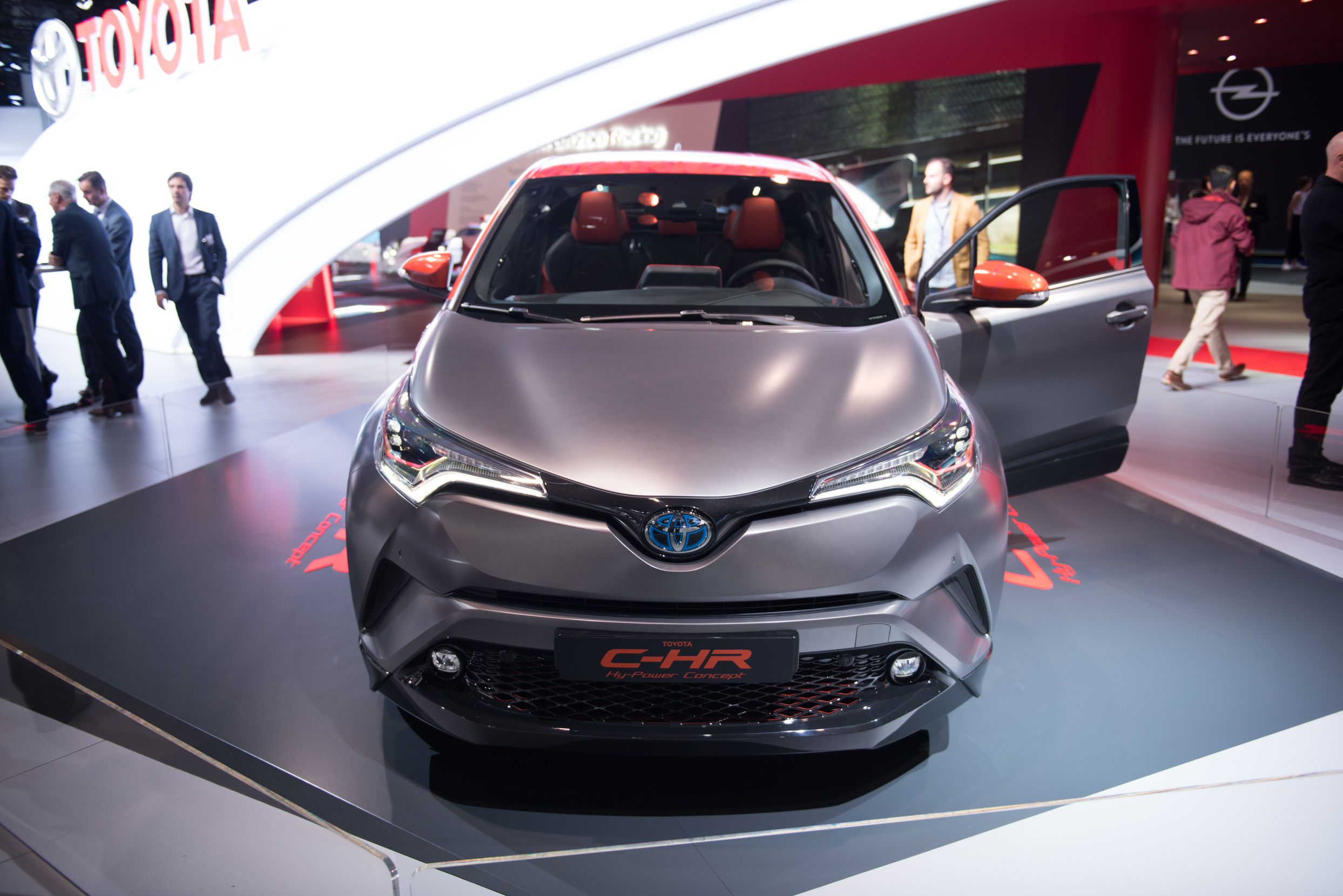 2017 Toyota C-HR Hy-Power Concept