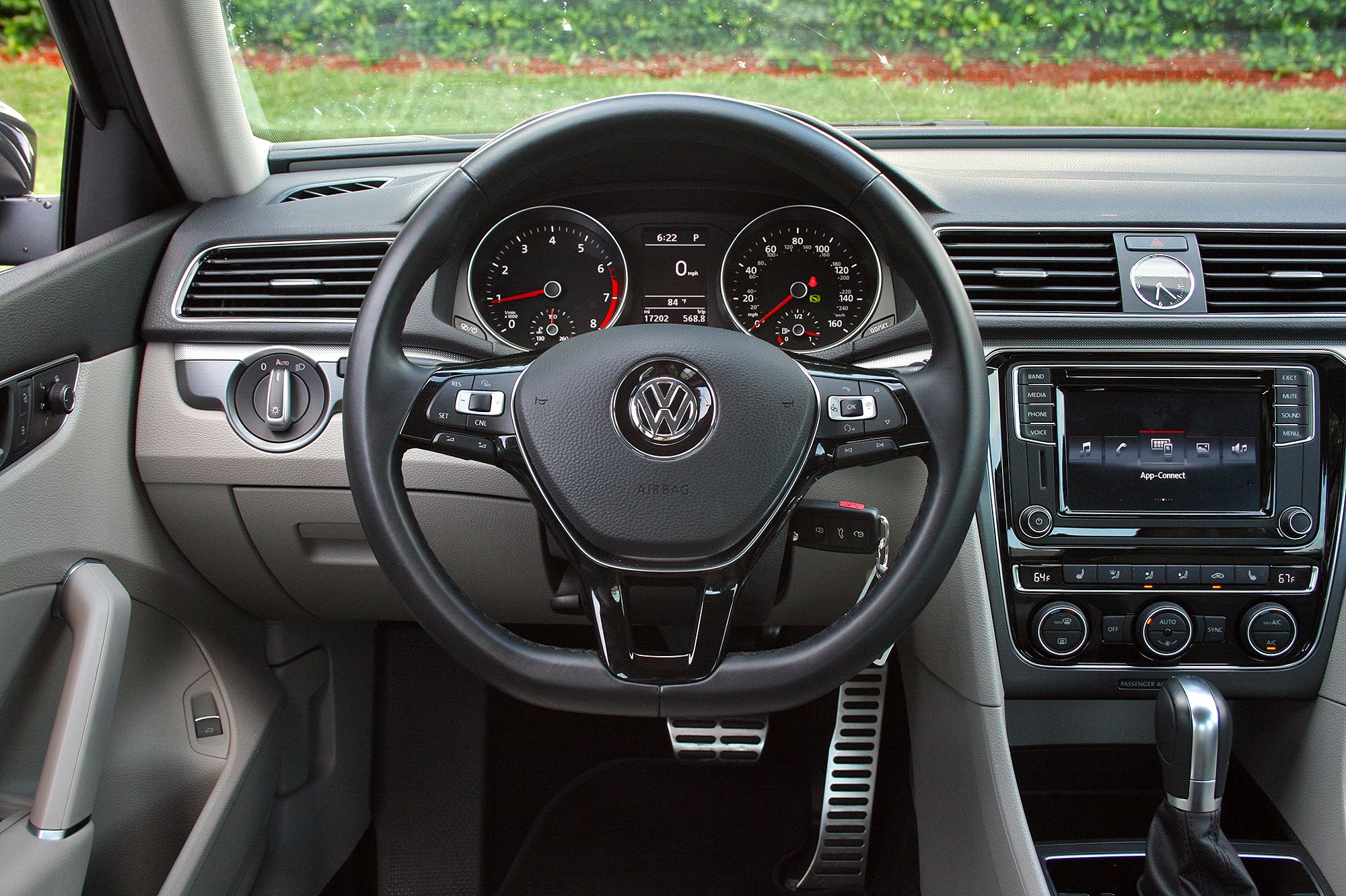 2017 Volkswagen Passat R-Line – Driven