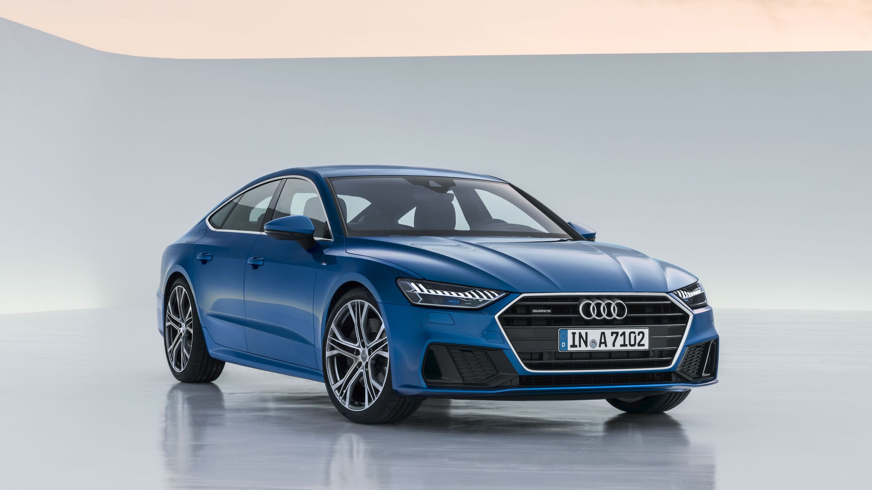 2017 Like Lots of Tech? You Need the Audi A7 in your Life