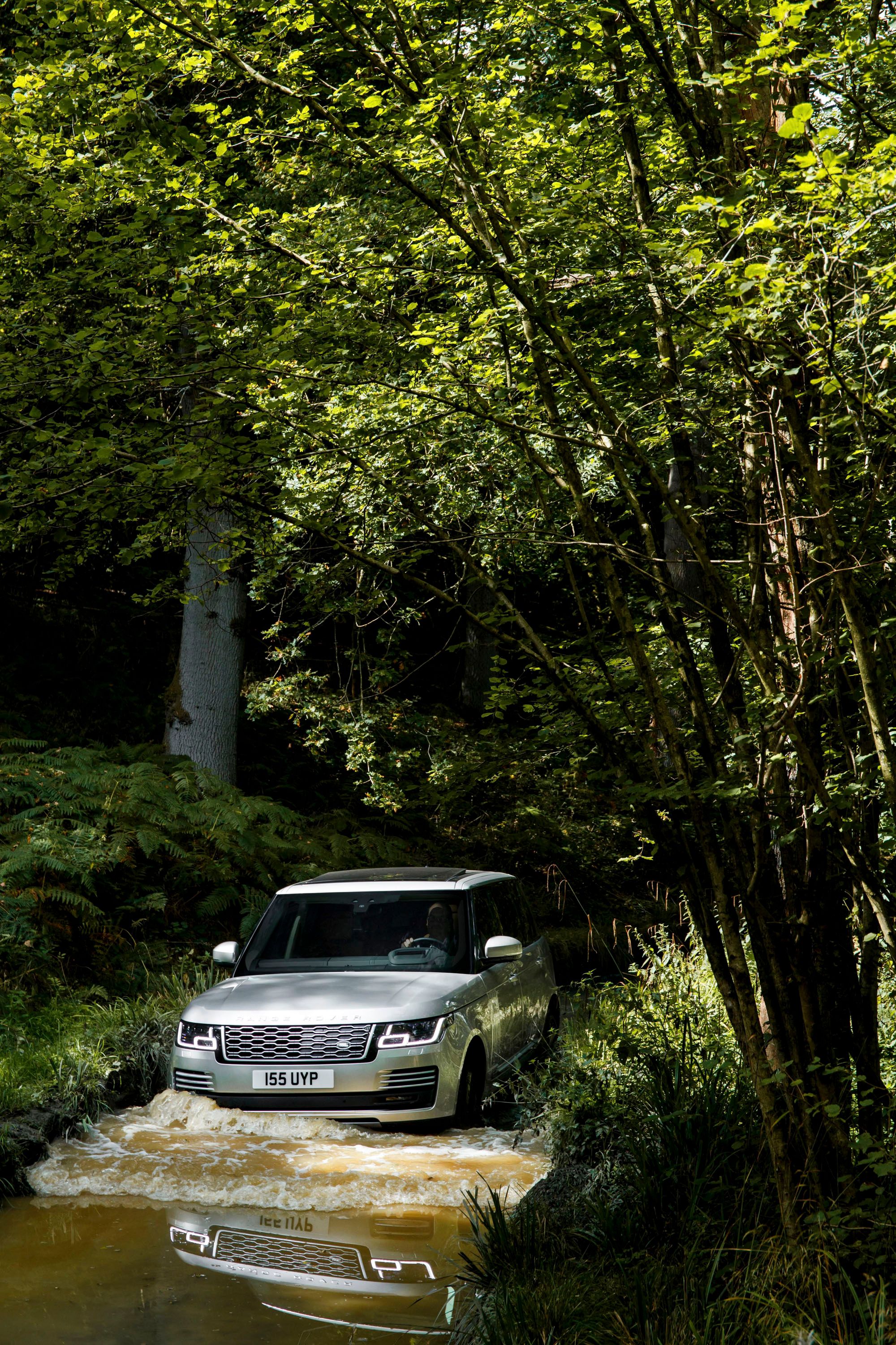 2019 Land Rover Range Rover P400e