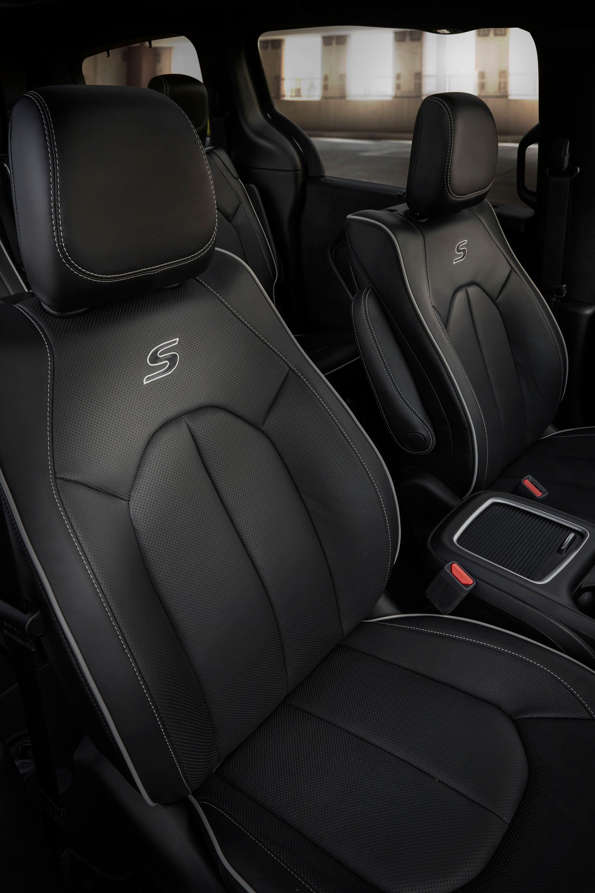 Black leather upholstery with Light Diesel accents