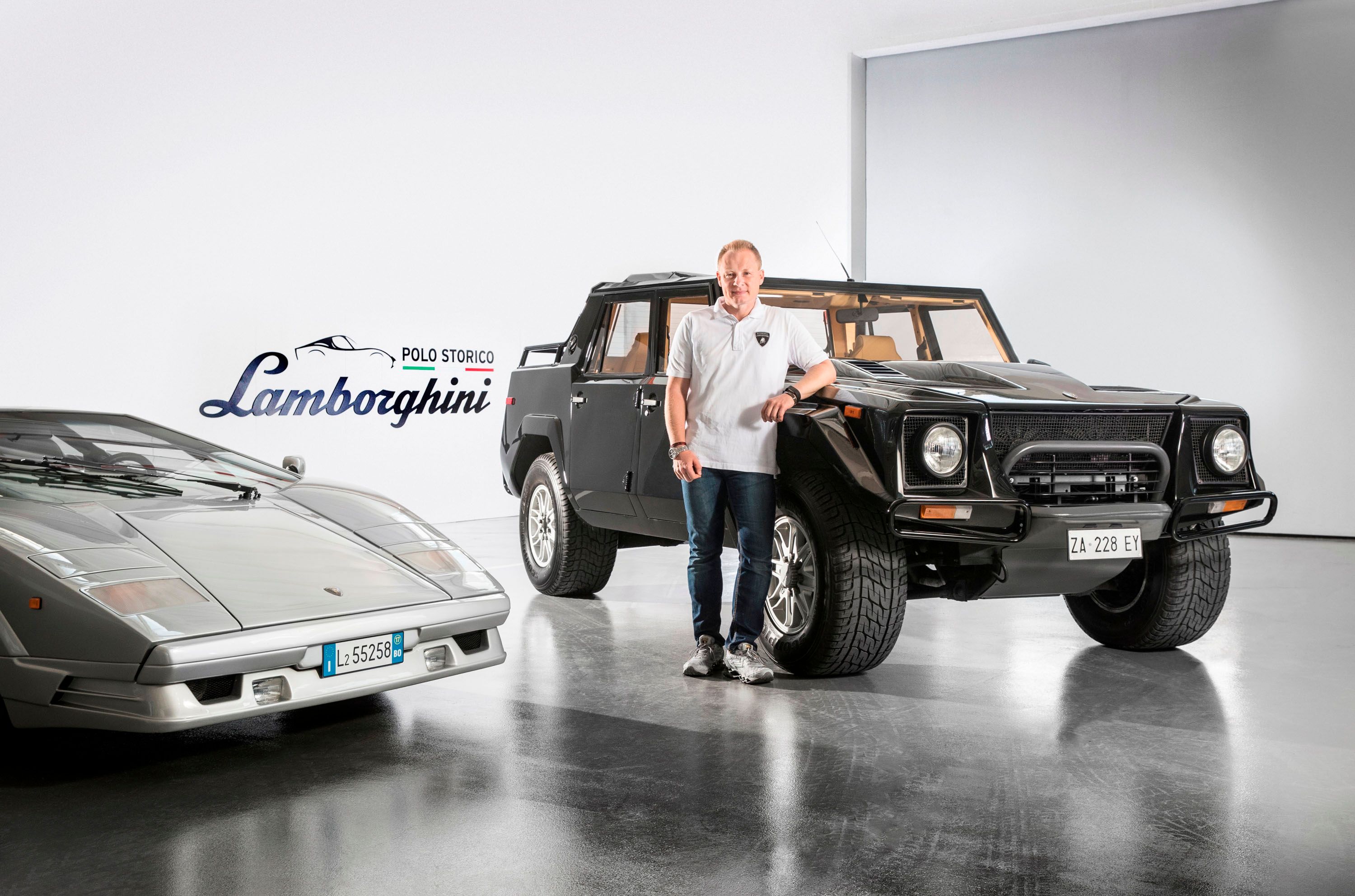 1986 - 1993 Lamborghini LM002