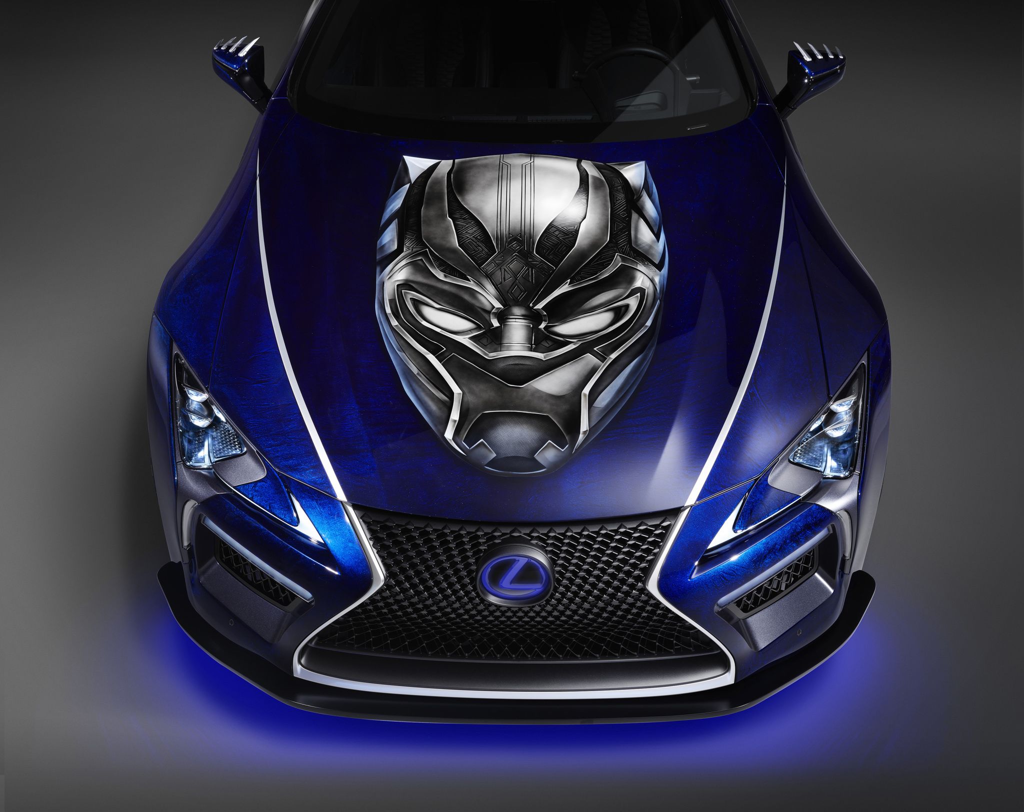 Pulsating Underbody Glow and Panther Mask Inlay