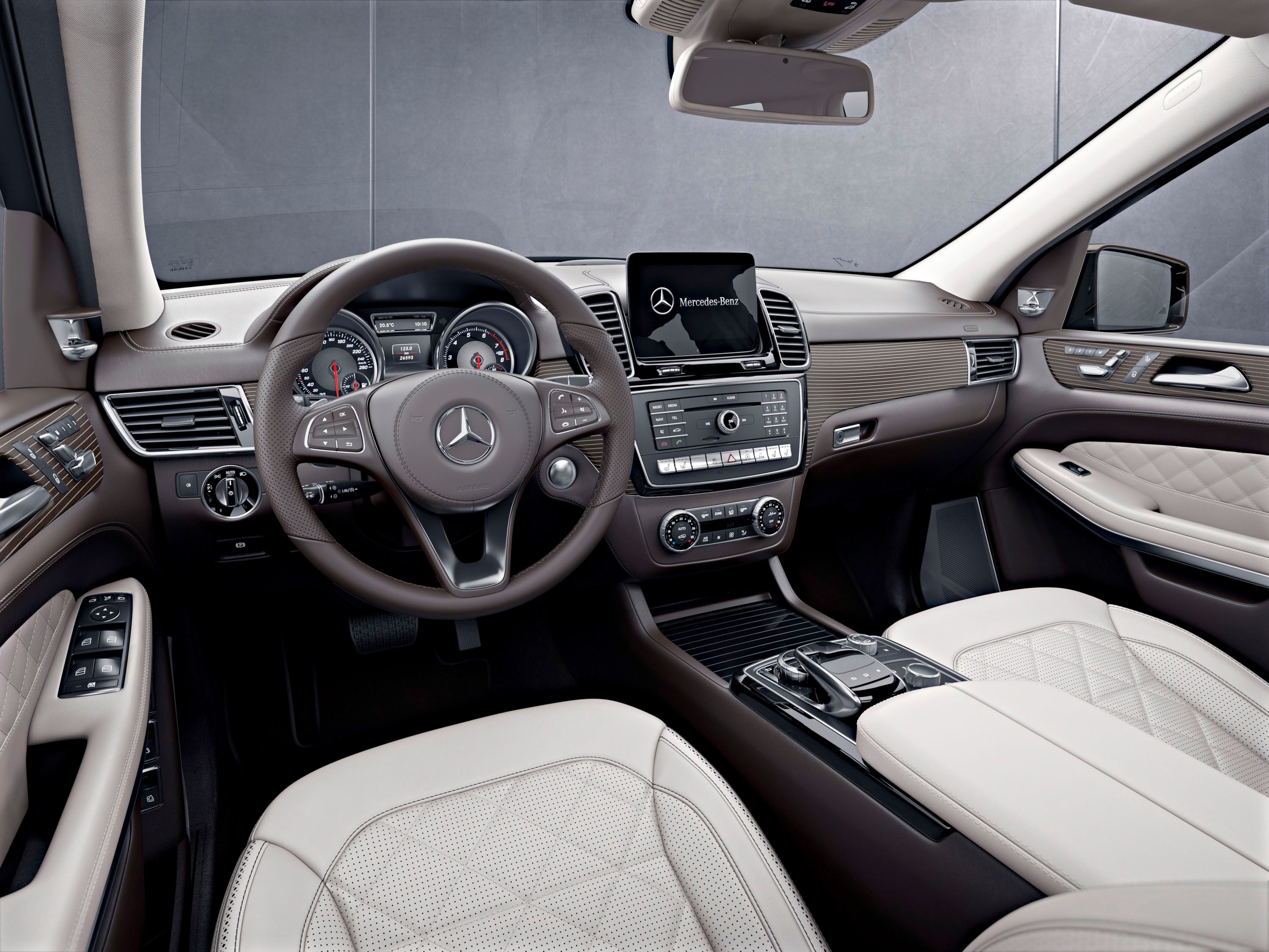 2018 Mercedes GLS GRand Edition - interior