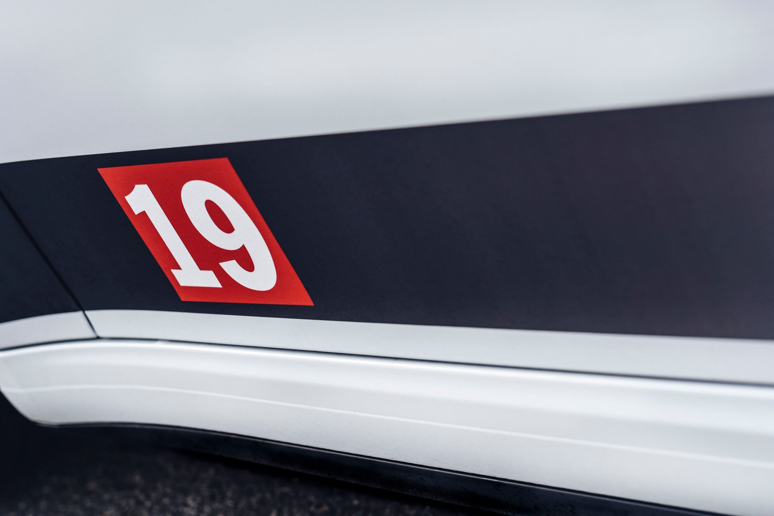 2017 Porsche 911 Carrera 4 GTS British Legends Edition