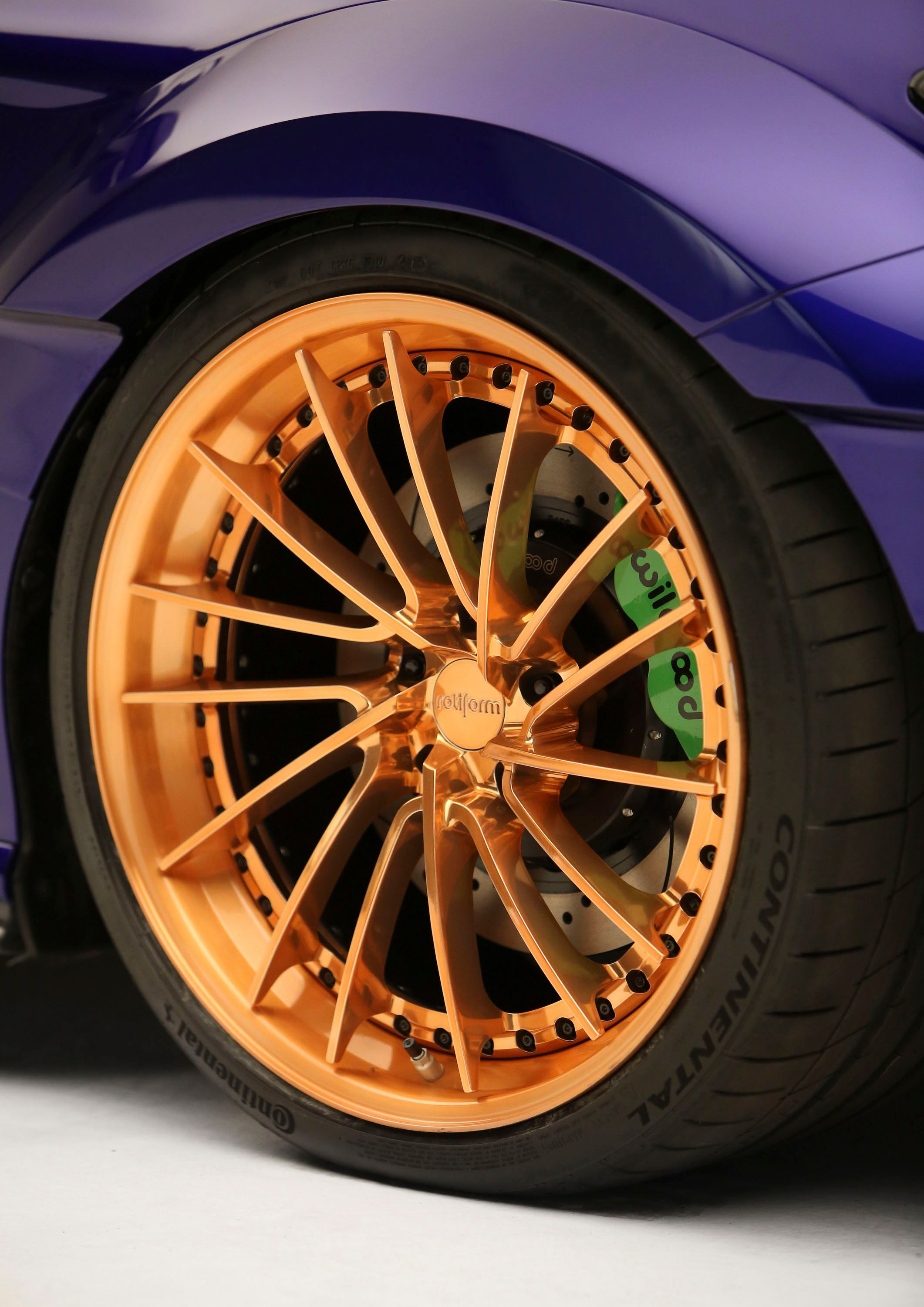20-inch Rose Gold Rotiform wheels