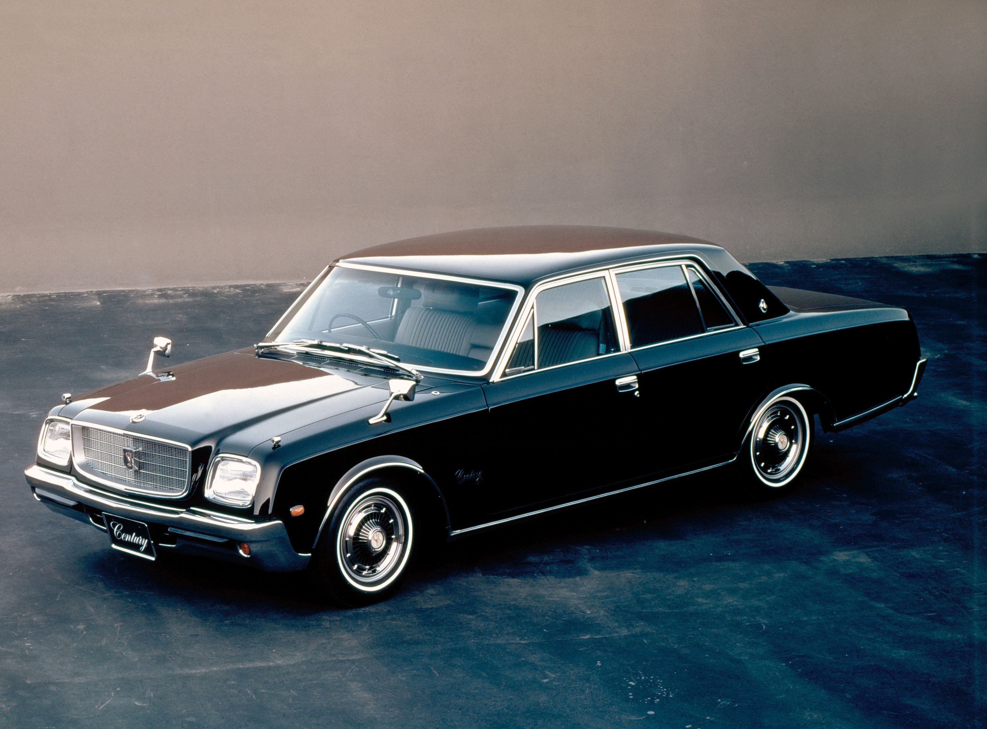 Купить машину на века. Тойота сенчури 1967. Toyota Century 1985. Toyota Century mk1. Тойота сенчури 1 поколение.