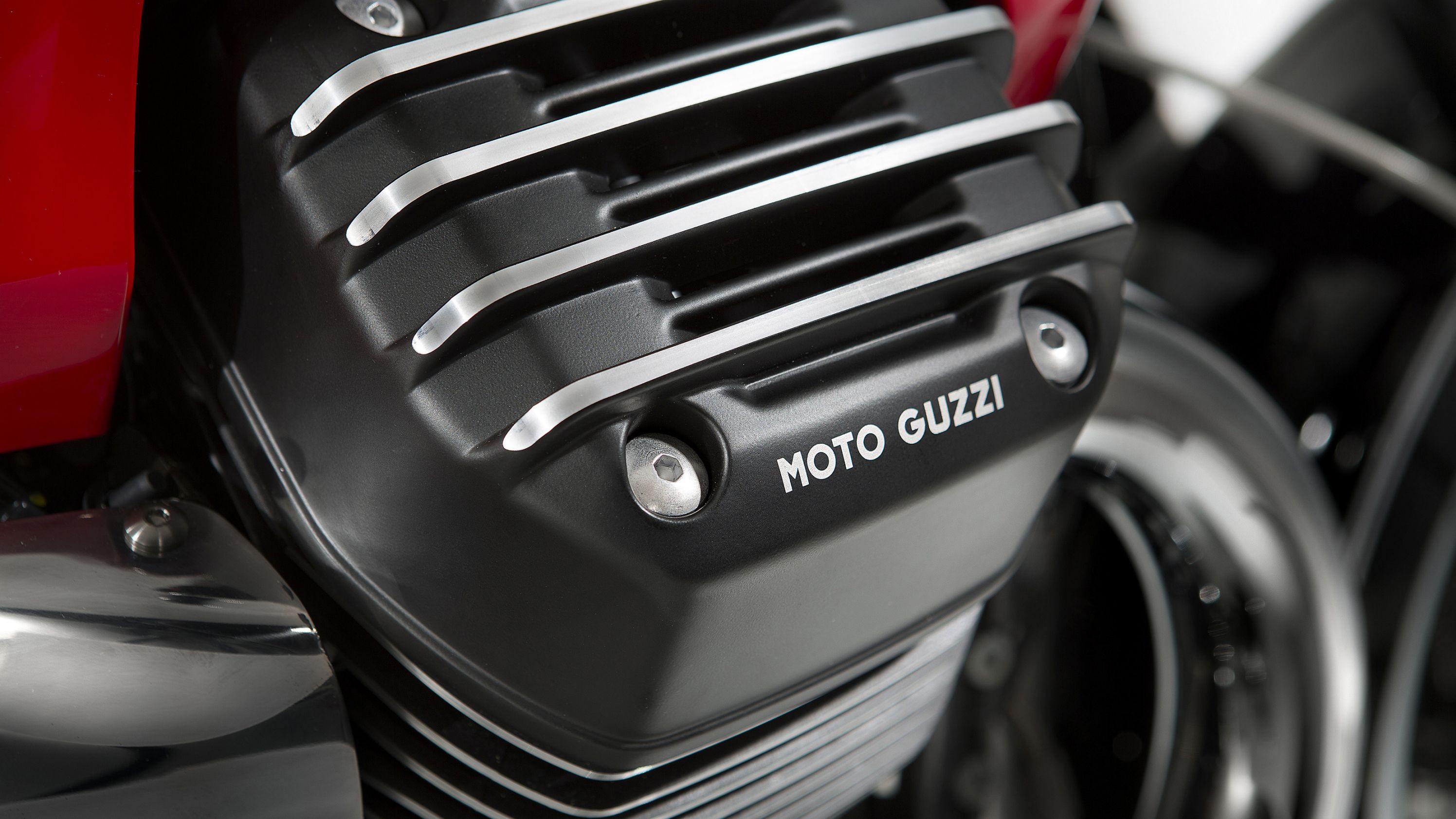 2016 - 2019 Moto Guzzi Eldorado