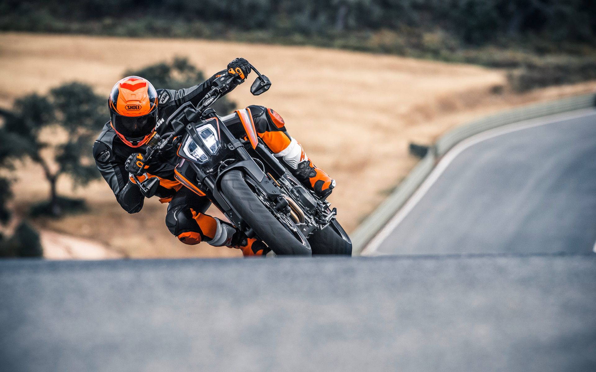  It is powered by a new super-compact 799cc parallel-twin, first in KTM