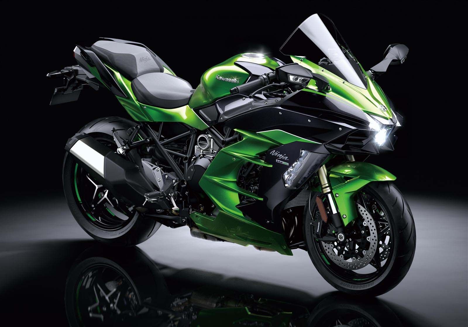 After the mighty Ninja H2 and H2R, Kawasaki brings in the 207 hp