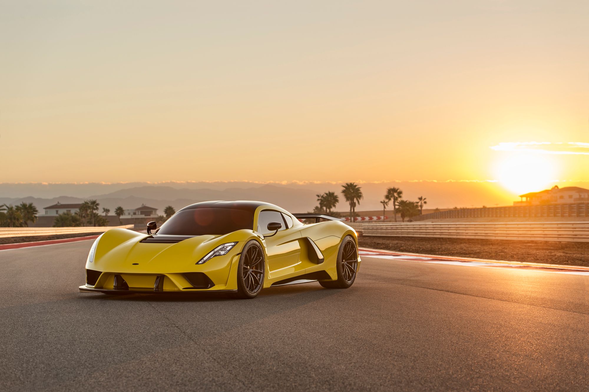 2019 Hennessey Claims to Have Pushed the Venom F5 Engine to Over 2,000 Horsepower