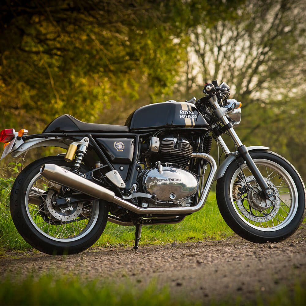  Even after all these updates, the Continental GT has managed to maintain the Cafe-Racer stigma and simplistic minimalism. 