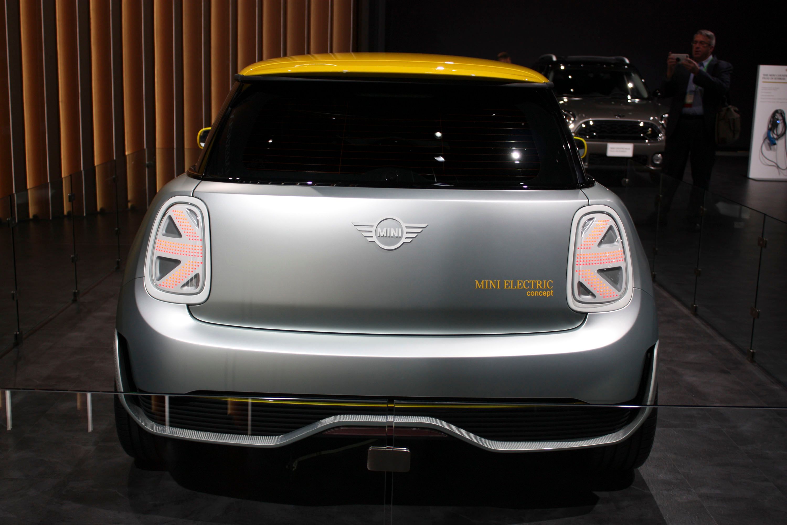 2017 MINI Electric Concept