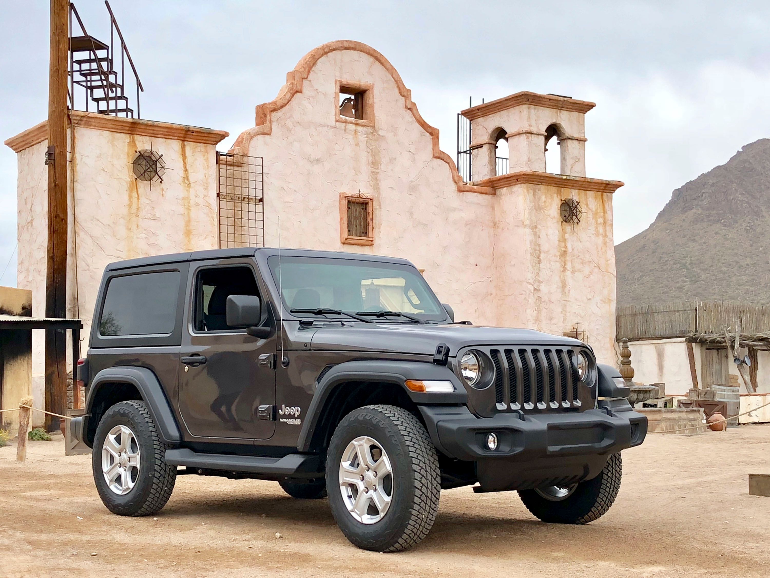 2018 Jeep Wrangler JL - First Look