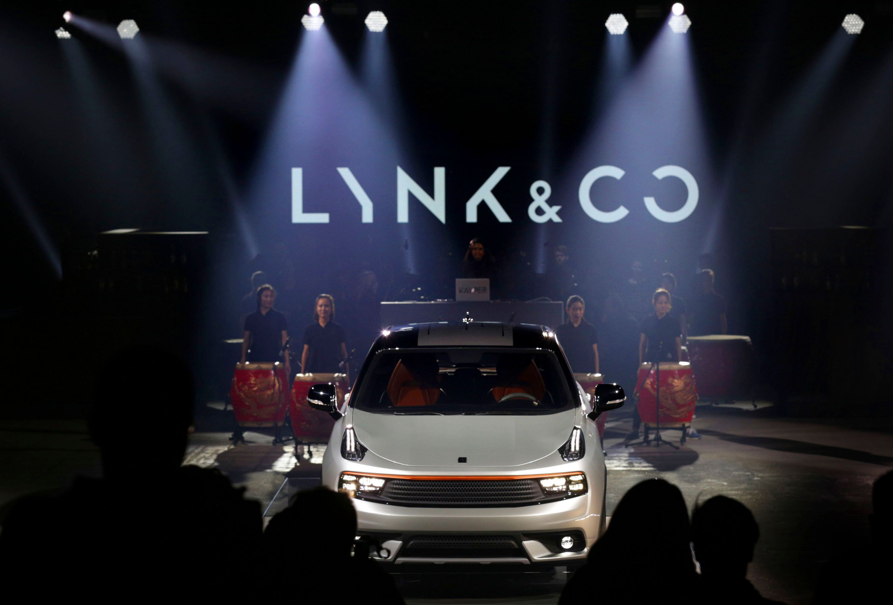 2018 Lynk & Co 01