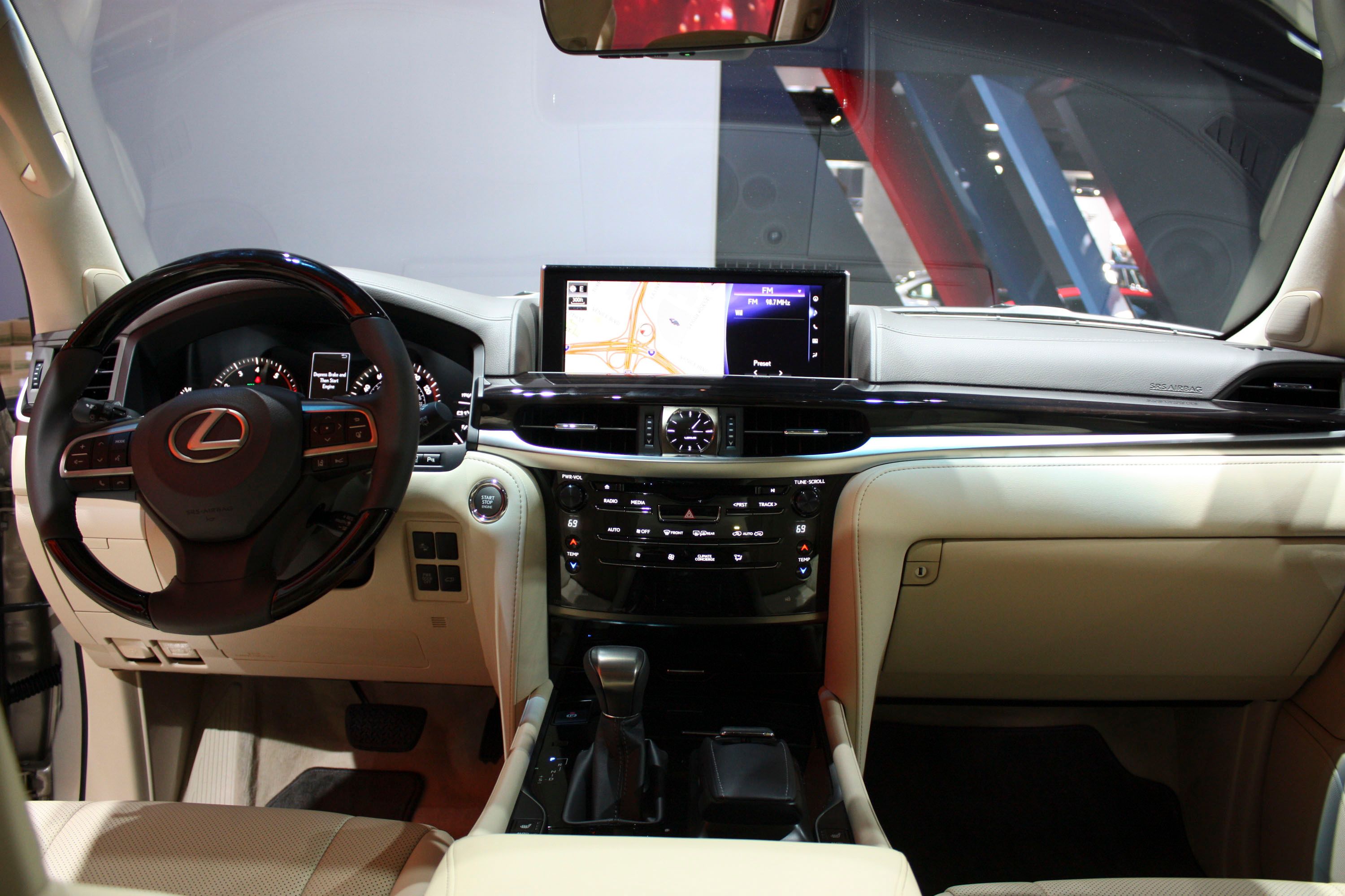 3-inch screen for infotainment