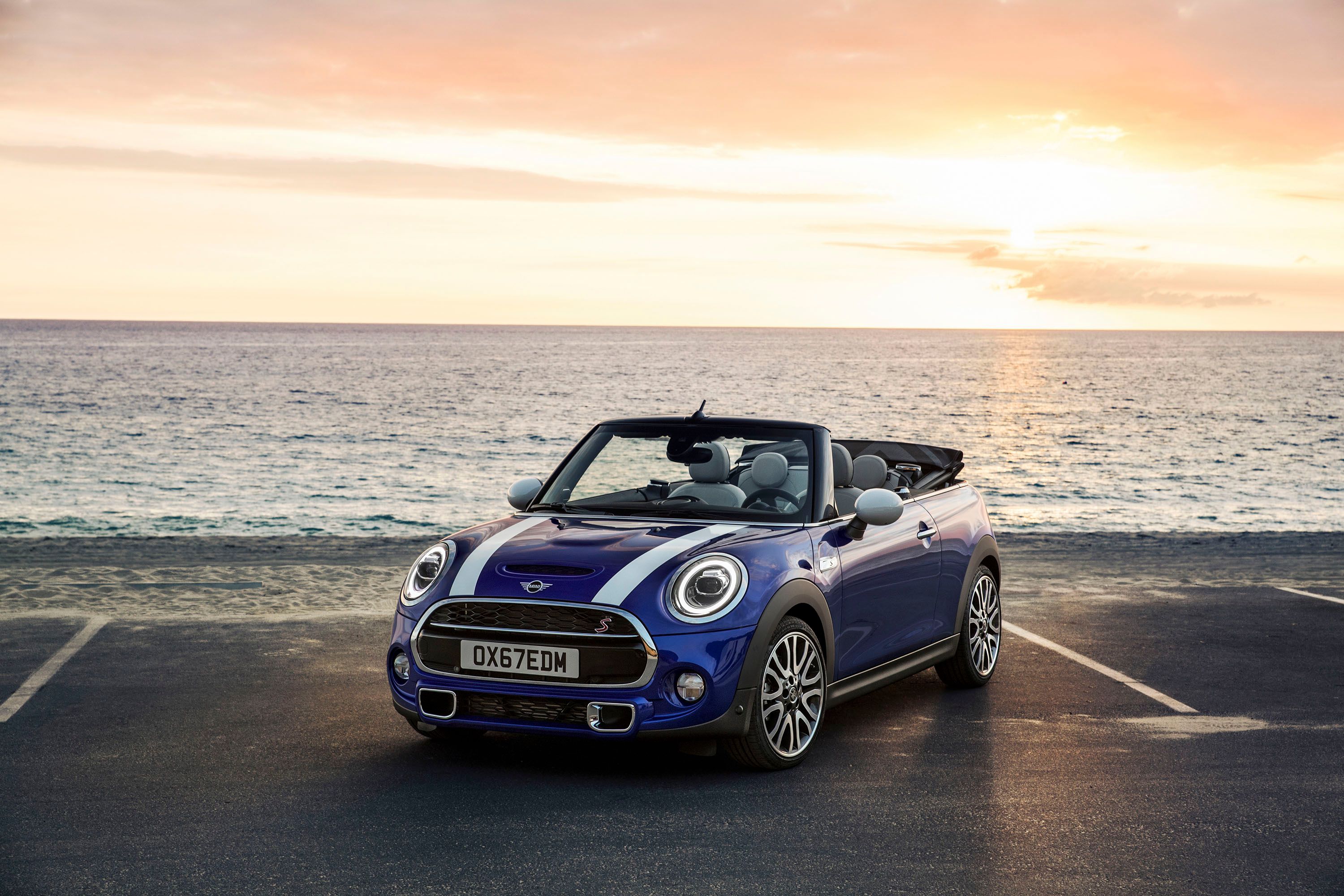 2018 Wallpaper of the Day: 2019 Mini Cooper Cabriolet