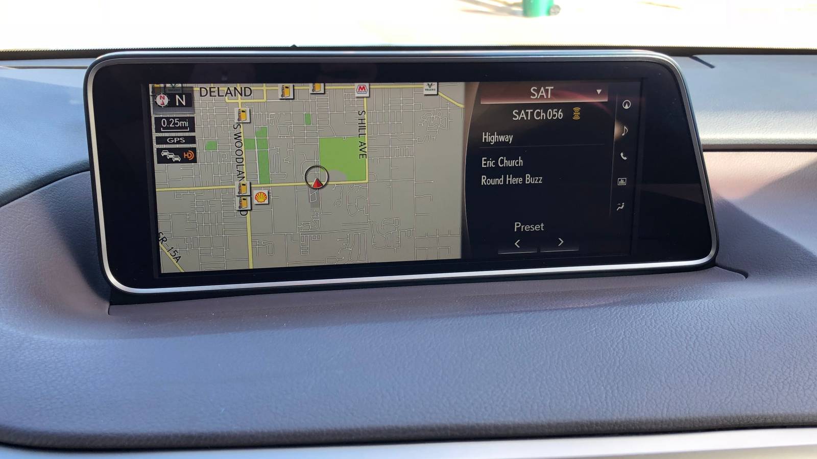A Brief Look at the Lexus RX350's Infotainment System