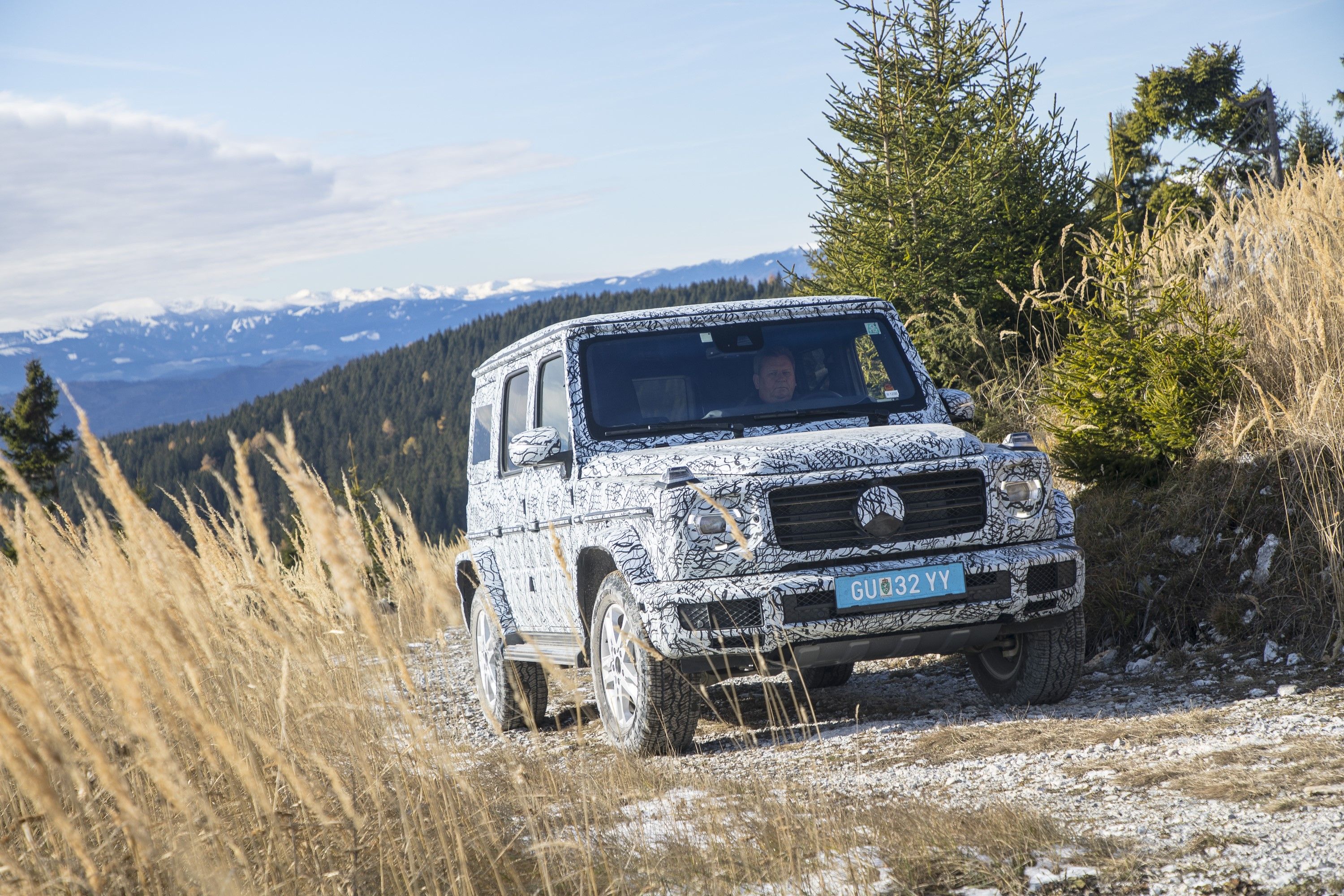 2018 Mercedes-Benz Previews New G-Class With Off-Road Specs