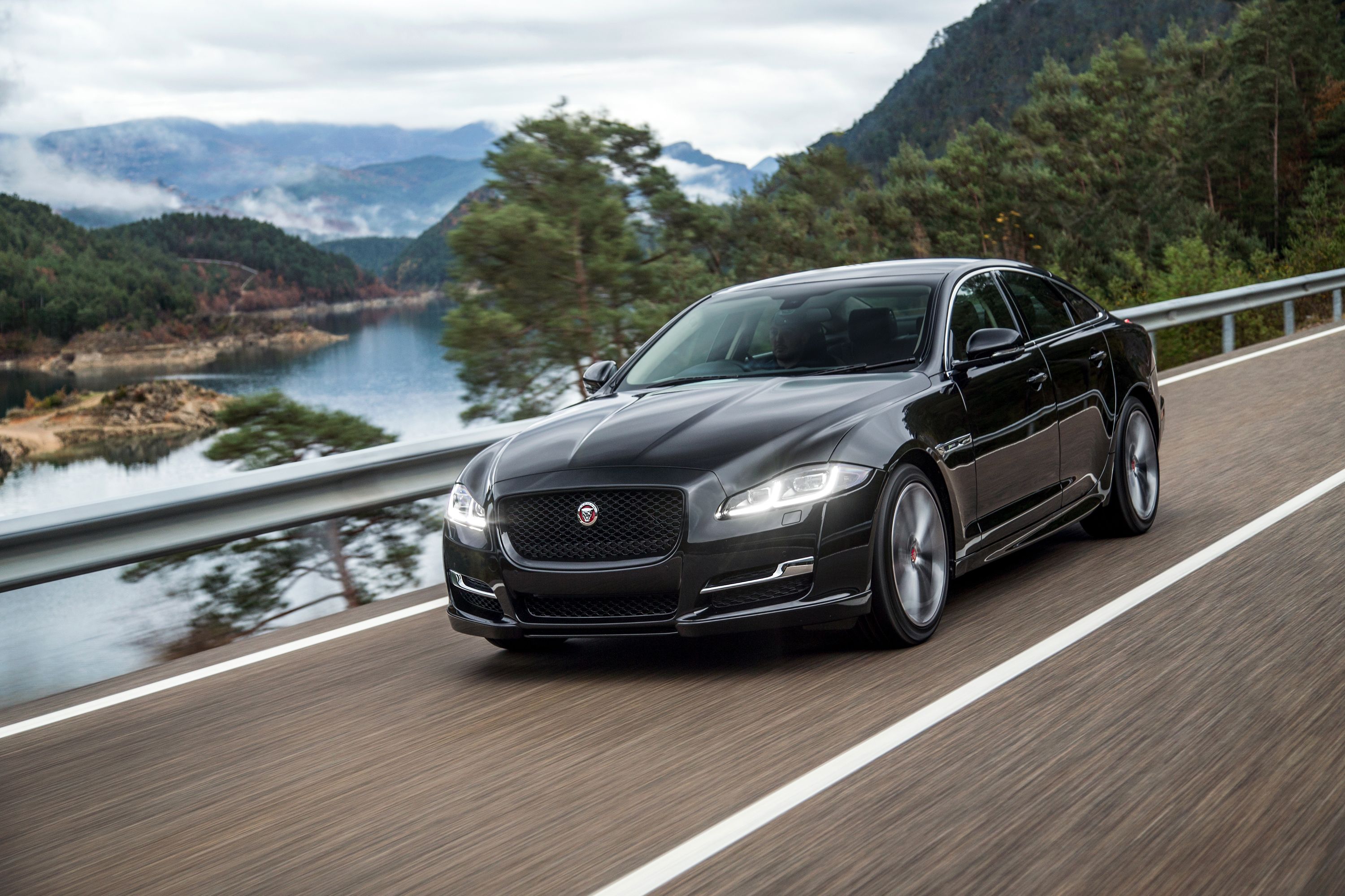 2021 The Jaguar XJ is Dead, and The Rest of the Lineup Might Follow