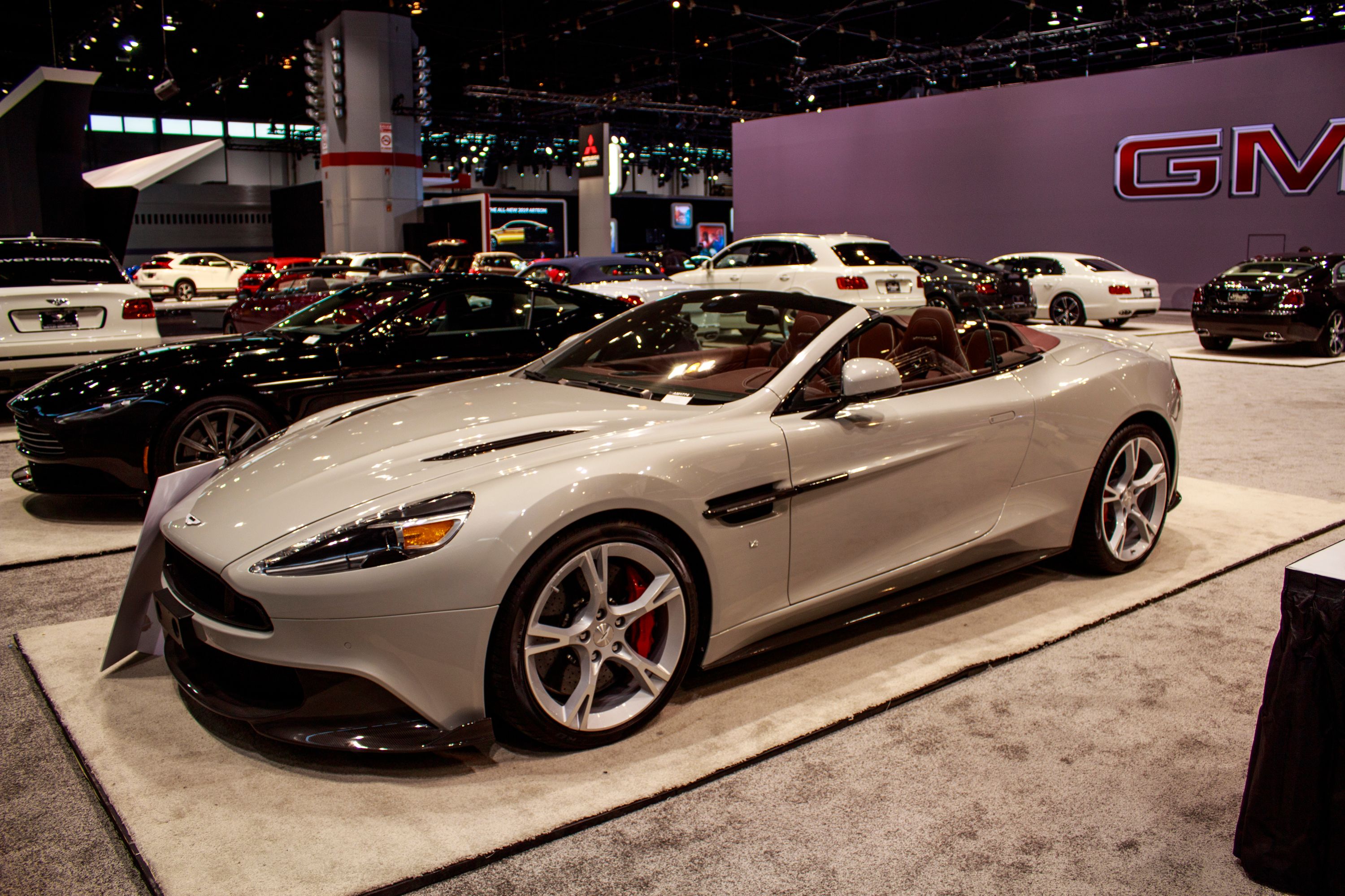 2018 Aston Martin Vanquish S Volante