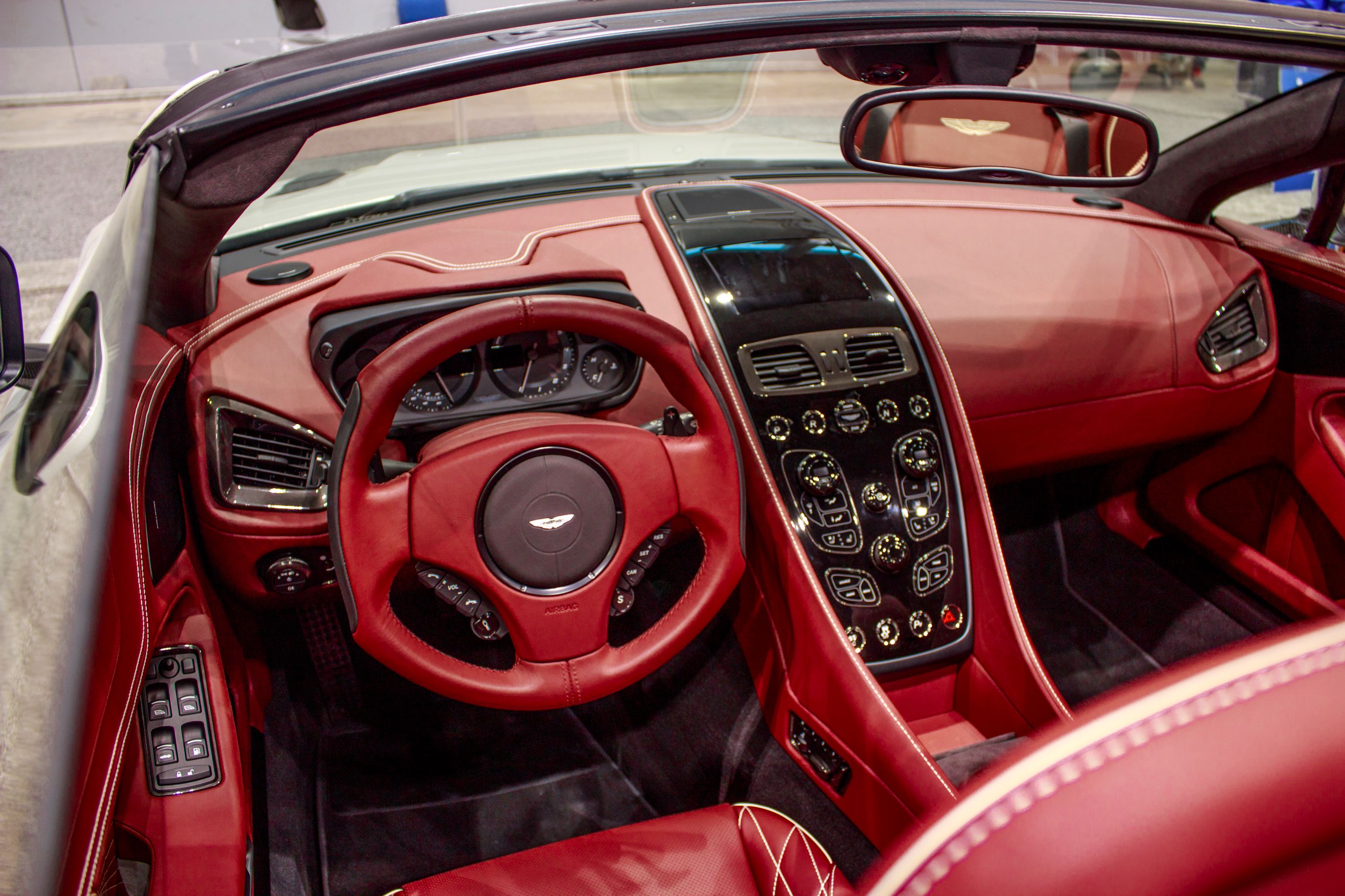 2018 Aston Martin Vanquish S Volante