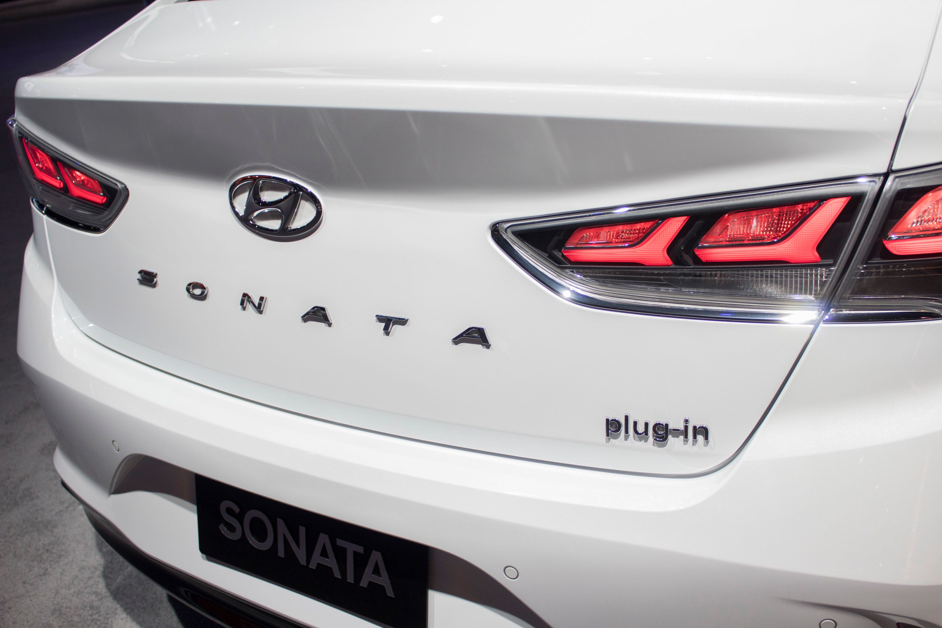 2018 Hyundai Sonata Hybrid