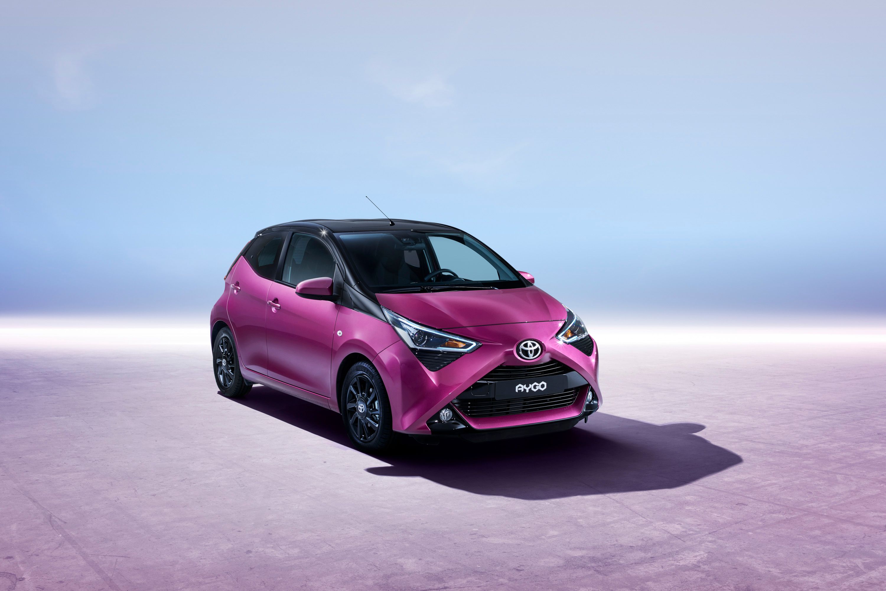 2018 New Toyota Aygo Can Overtake the VW Up! and Hyundai i10 in Europe but Has Little Chance Against Fiat