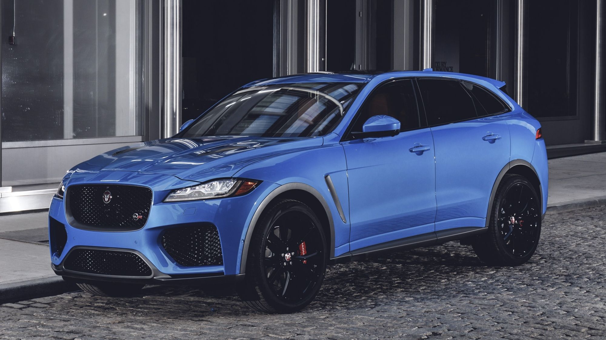 2018 The Jaguar F-Pace SVR Will Make You Forget about the Mercedes-AMG GLC 63 and the Upcoming BMW X3 M