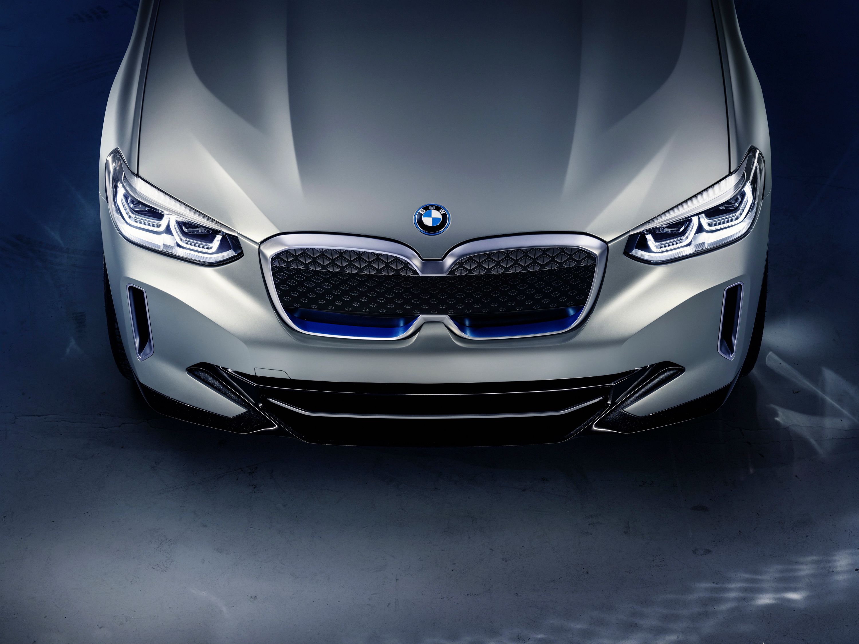 2018 BMW iX3 Concept