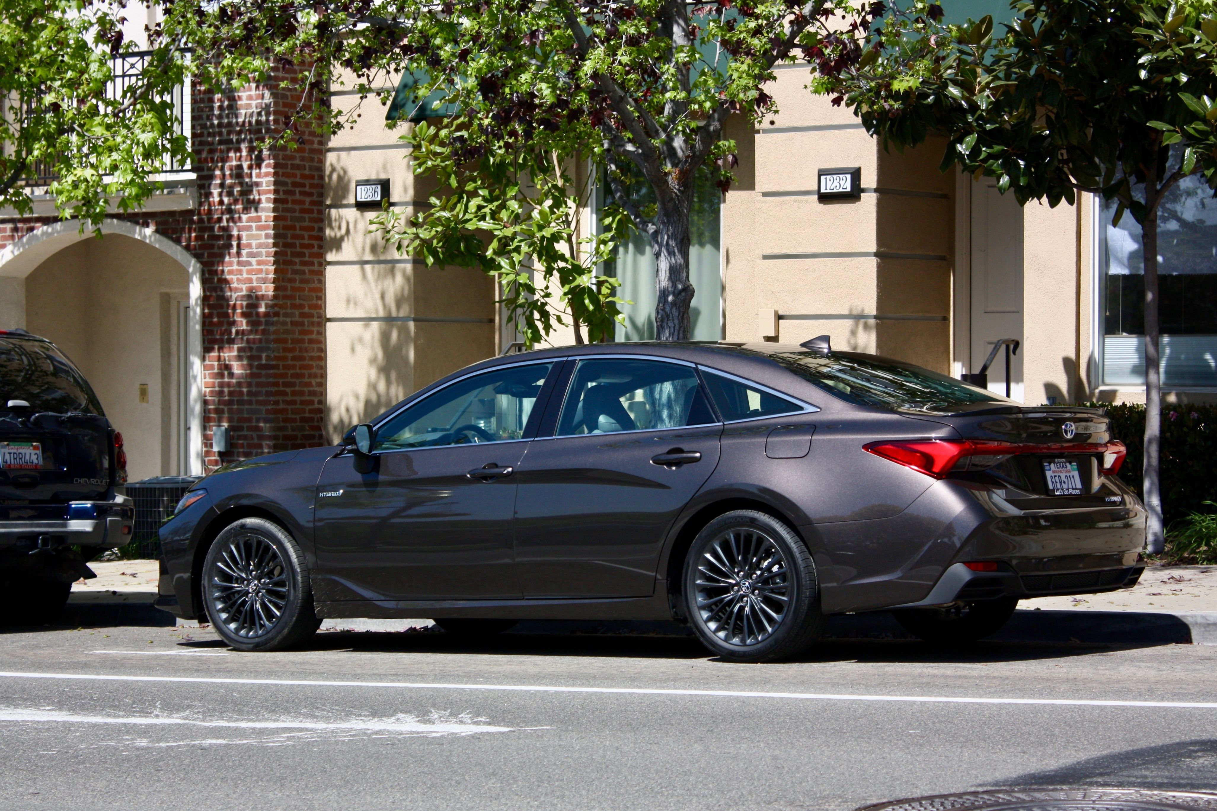 2019 Toyota Avalon - Driven