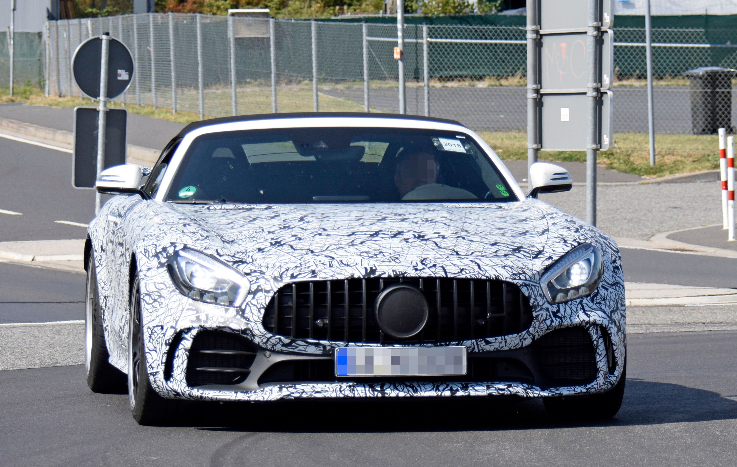 2019 Mercedes-AMG GT R Roadster