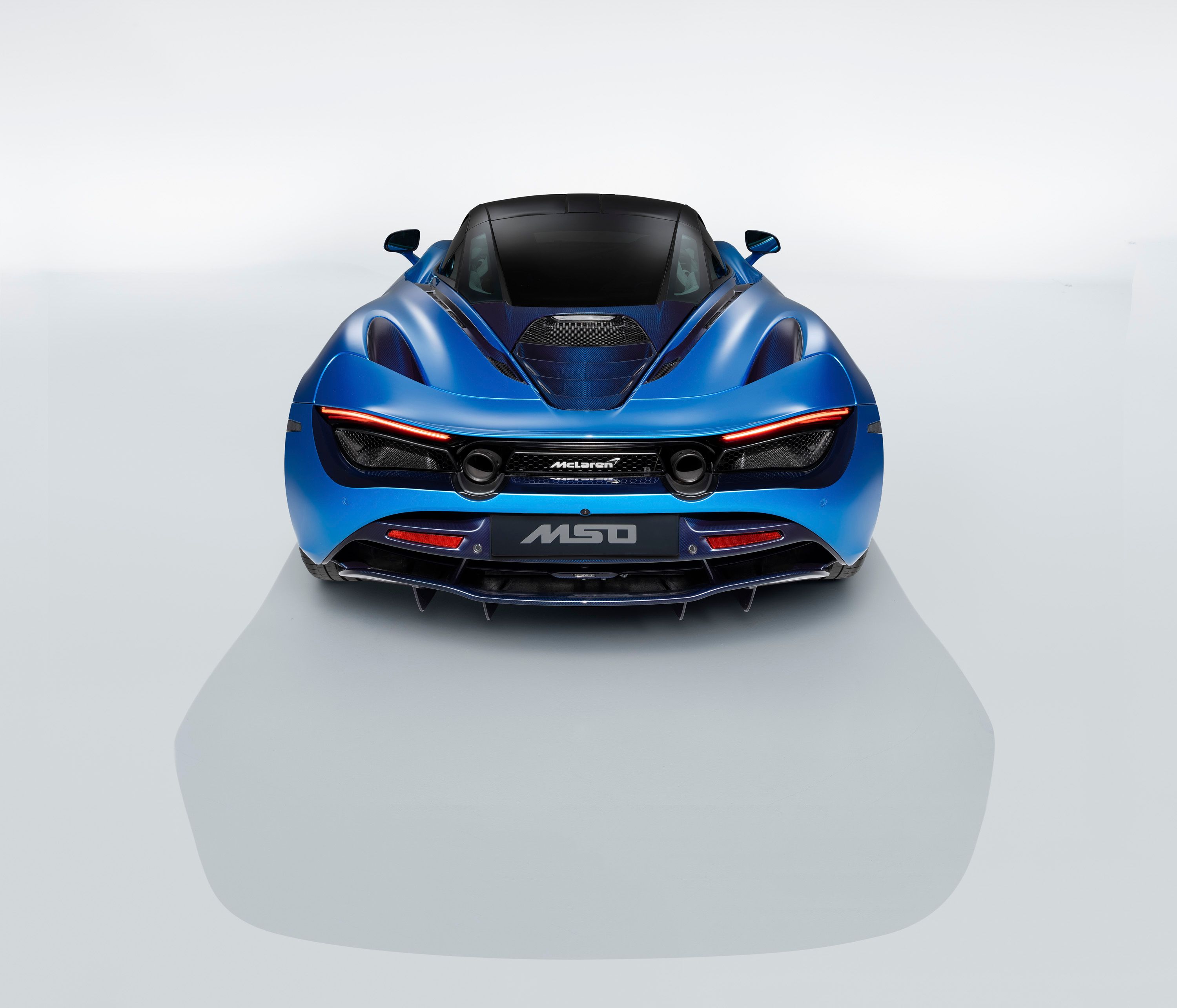 2018 McLaren 720S Pacific Theme