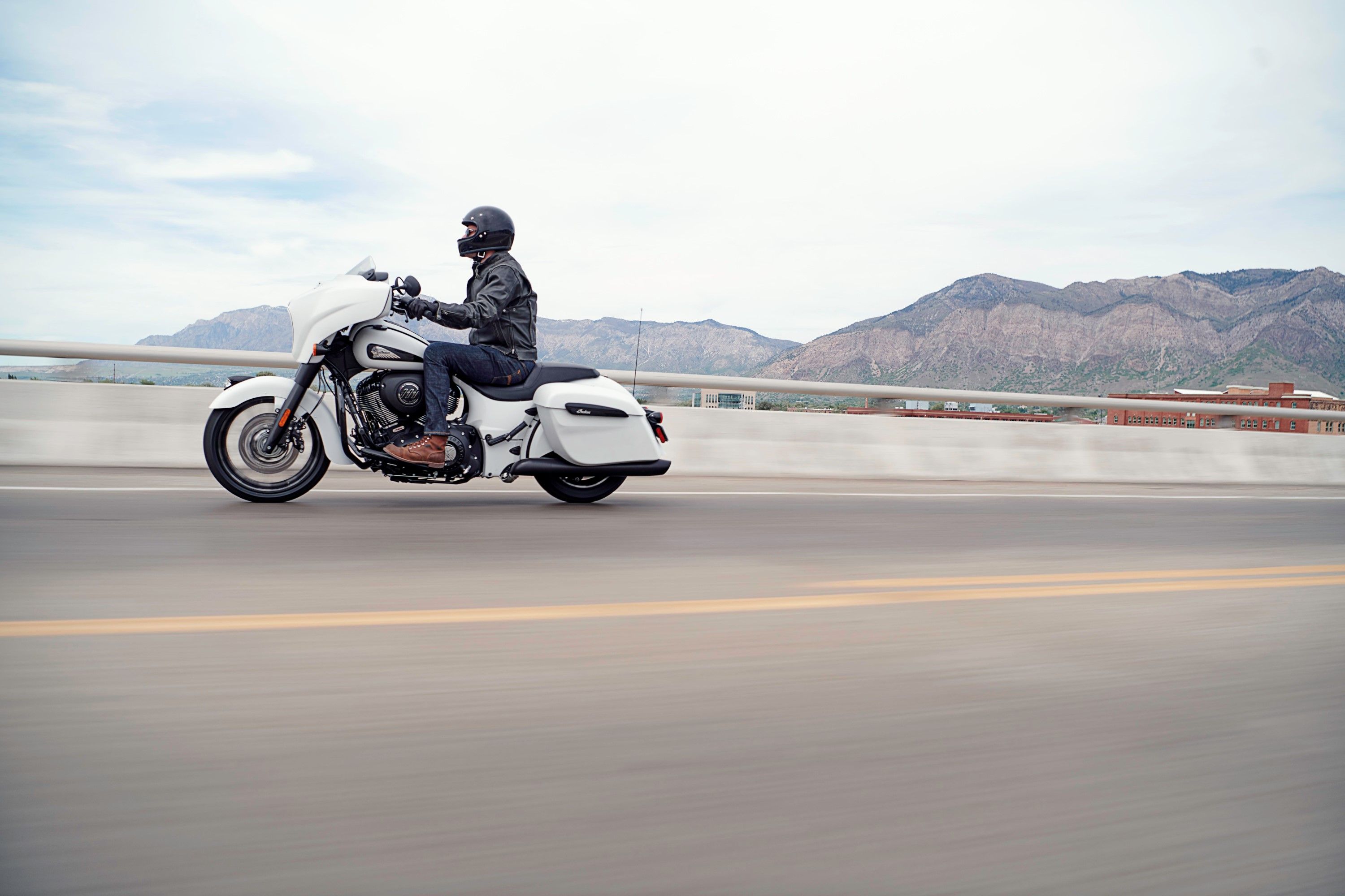 2019 Indian Chieftain Dark Horse