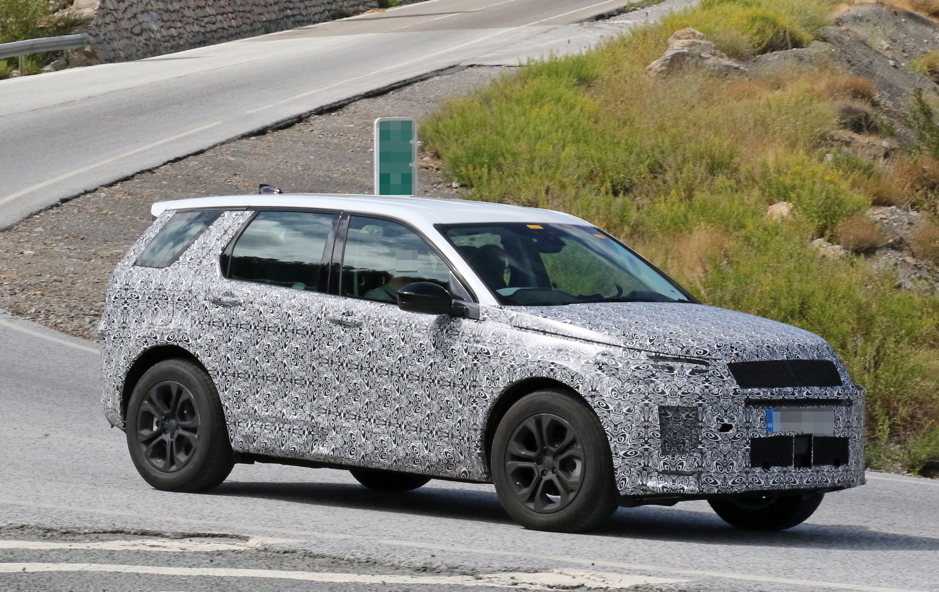2020  Land Rover Discovery Sport