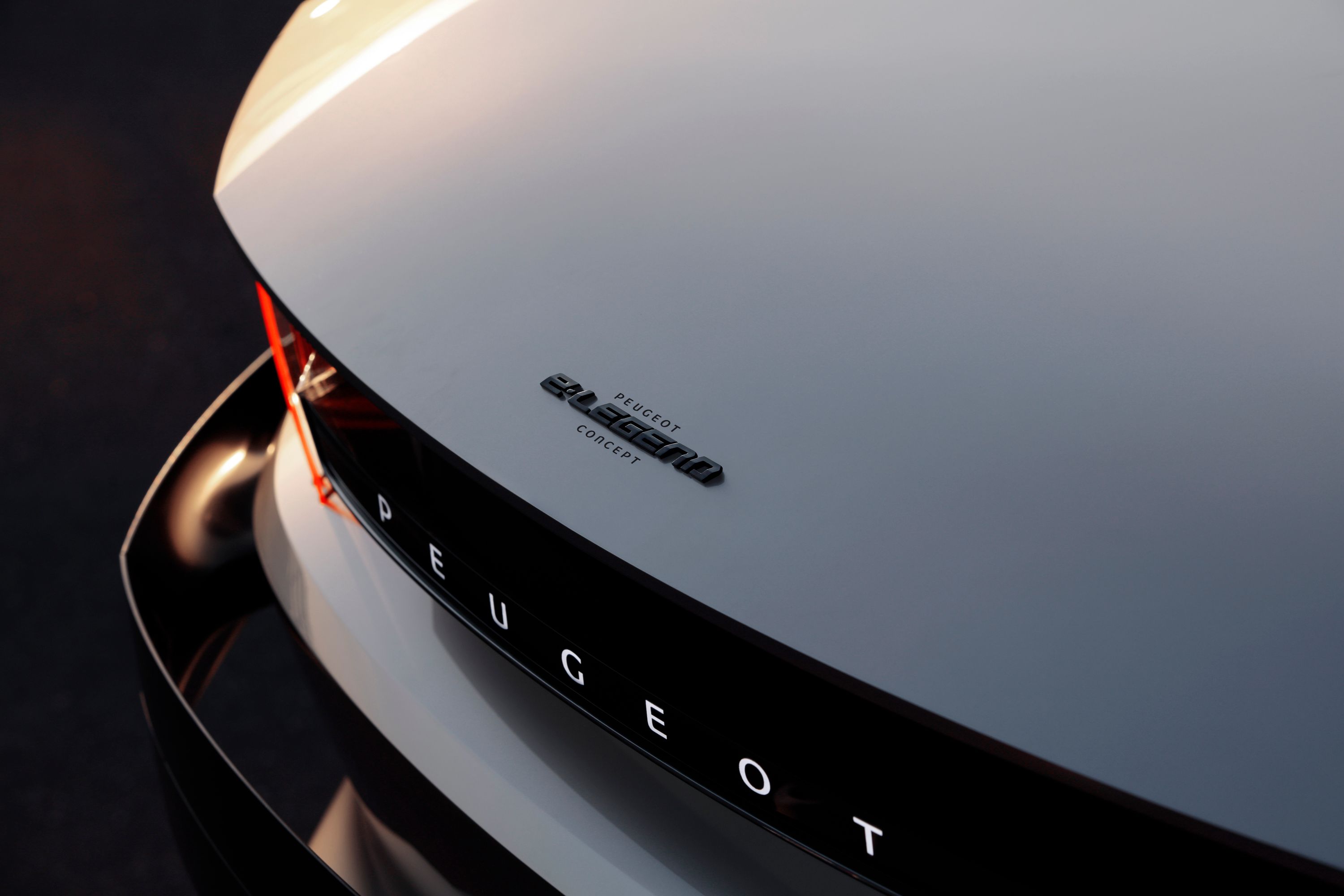 2018 Peugeot e-Legend Concept