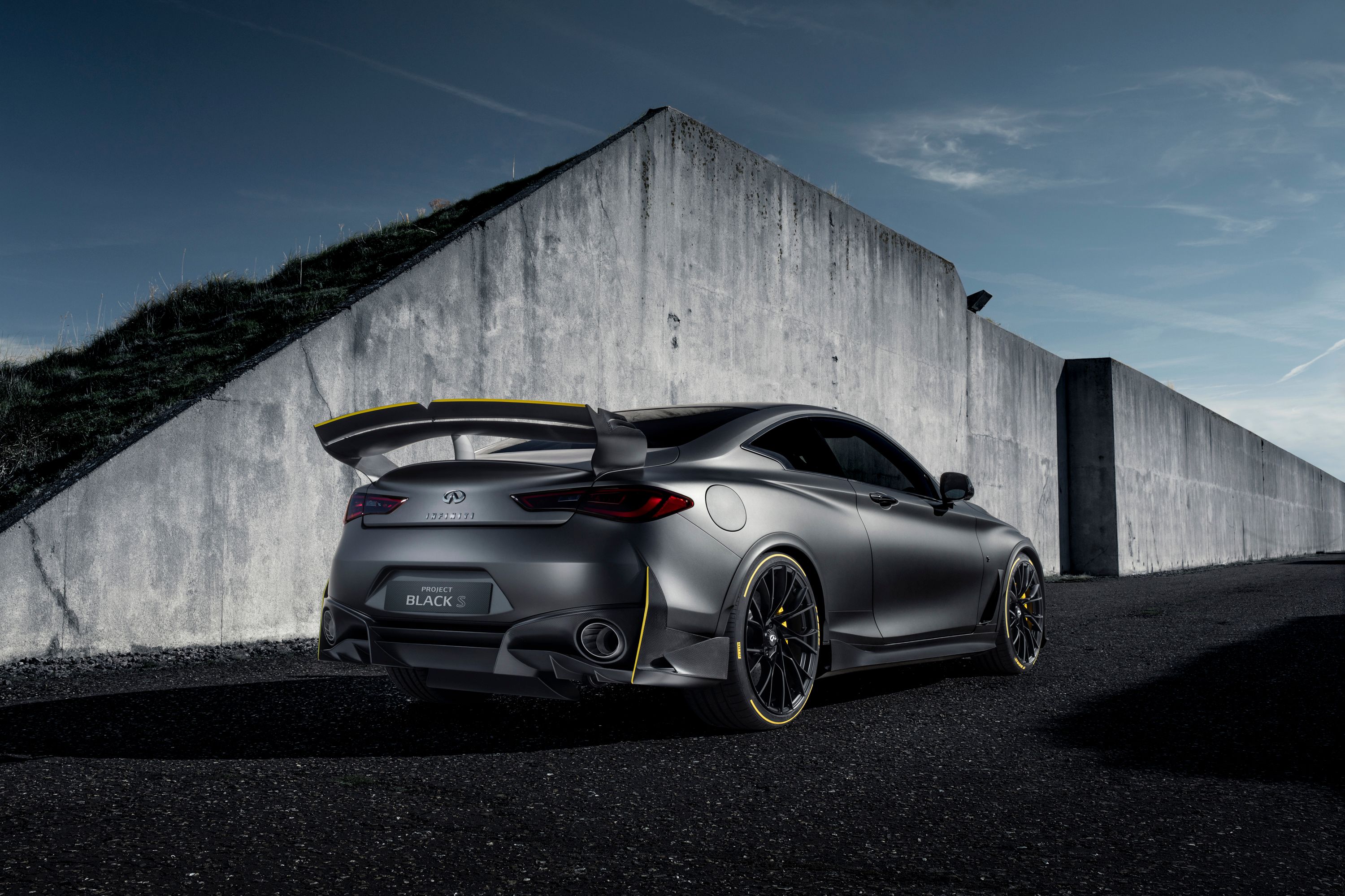 2018 Infiniti Project Black S Concept