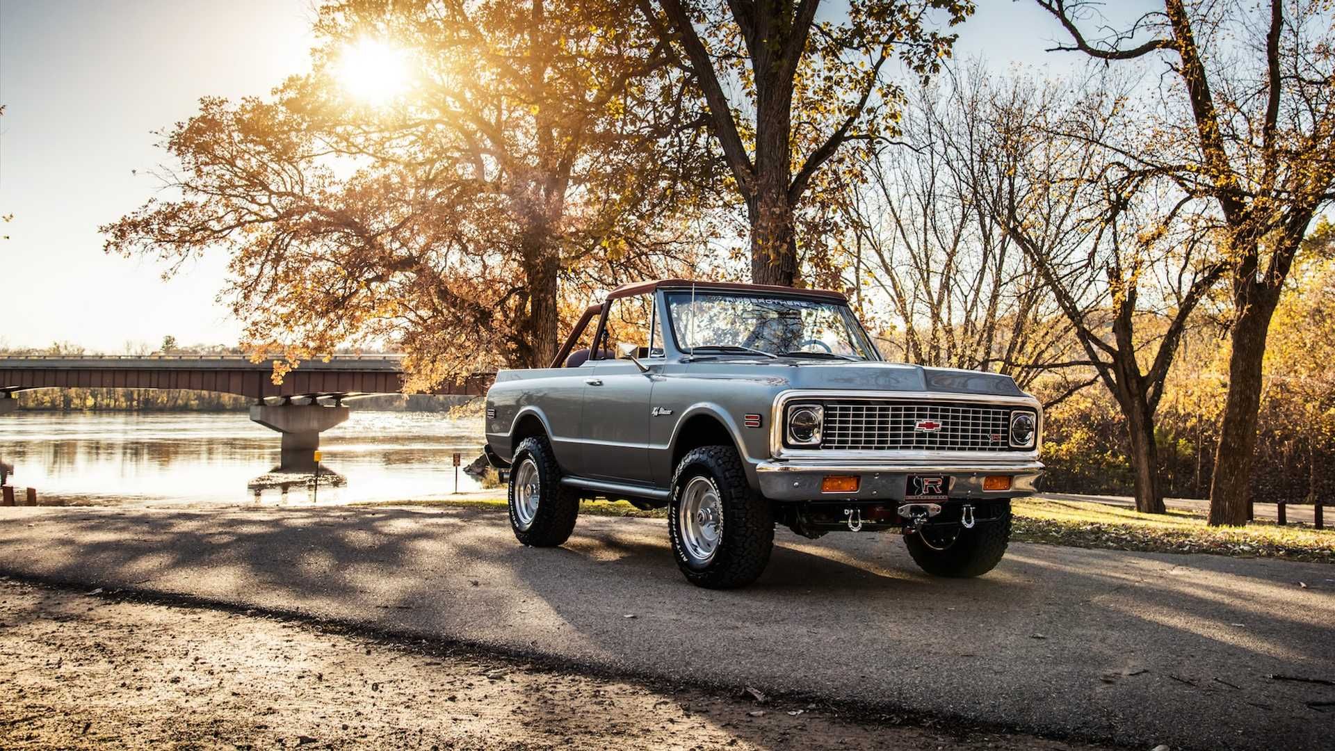 2018 K5 Chevy Blazer Restomod by Ringbrothers