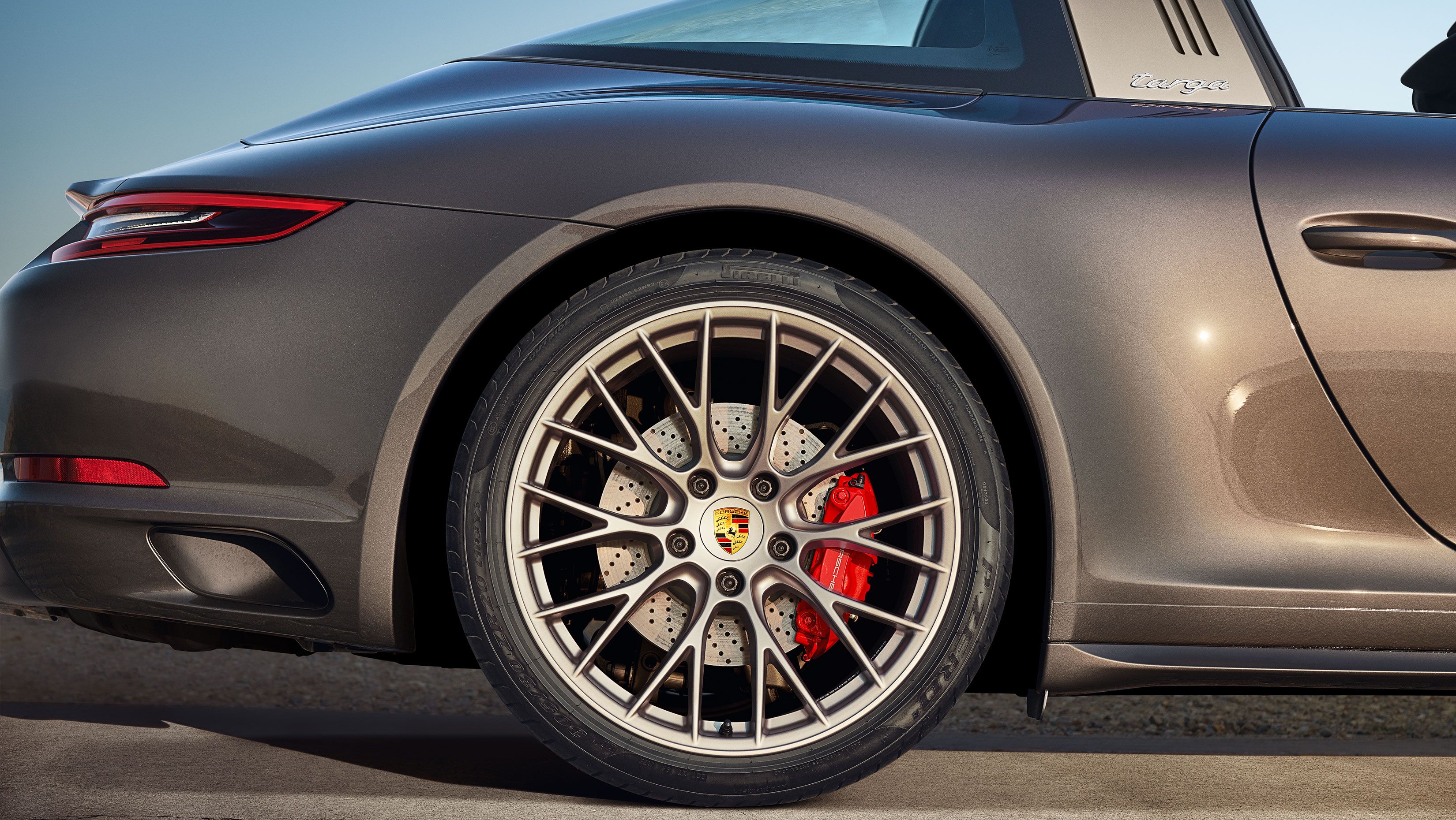 2018 Porsche 911 Targa 4 GTS Exclusive Manufaktur Edition